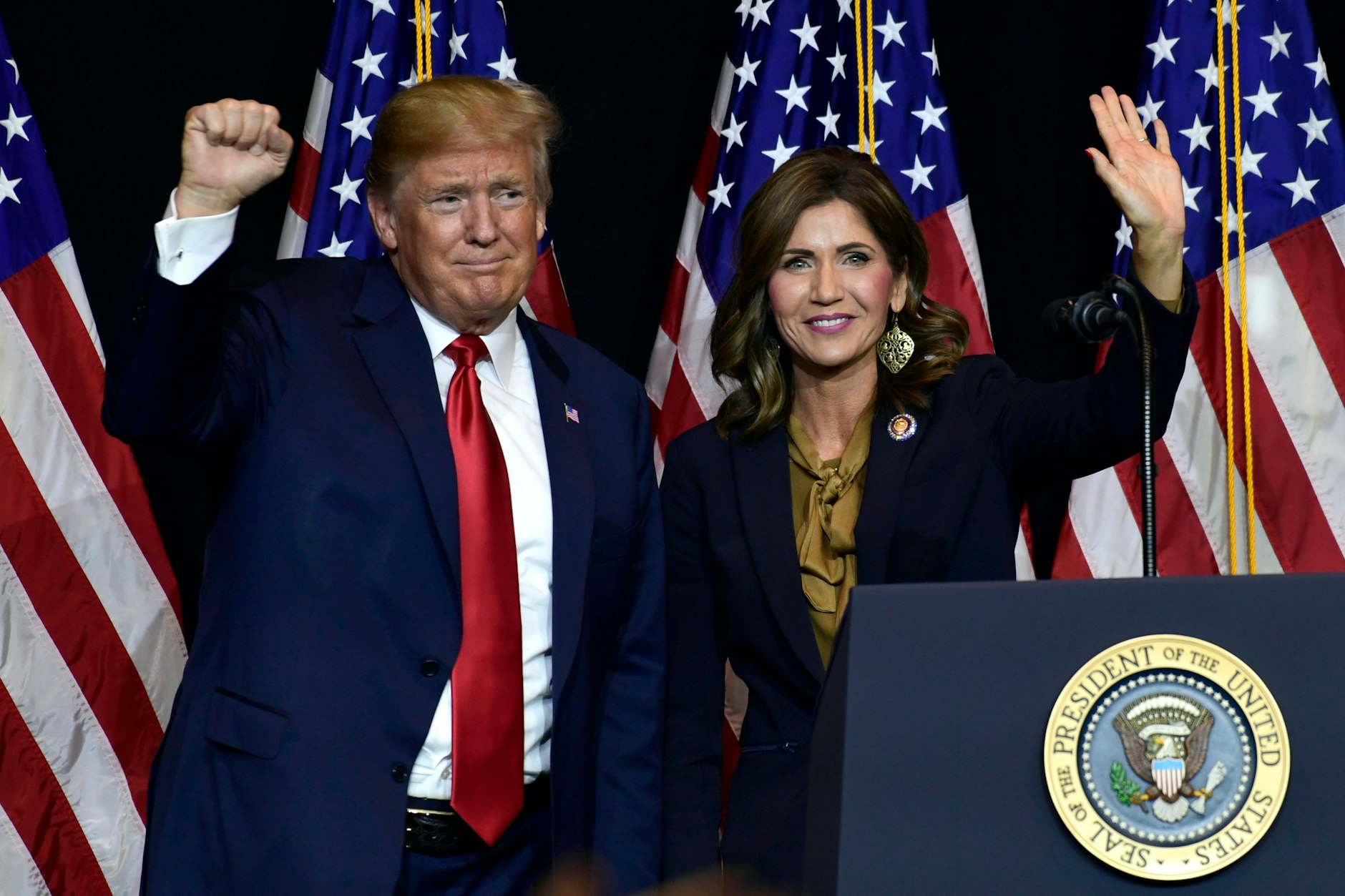 Die erzkonservative Noem gilt als Vertraute von Donald Trump.