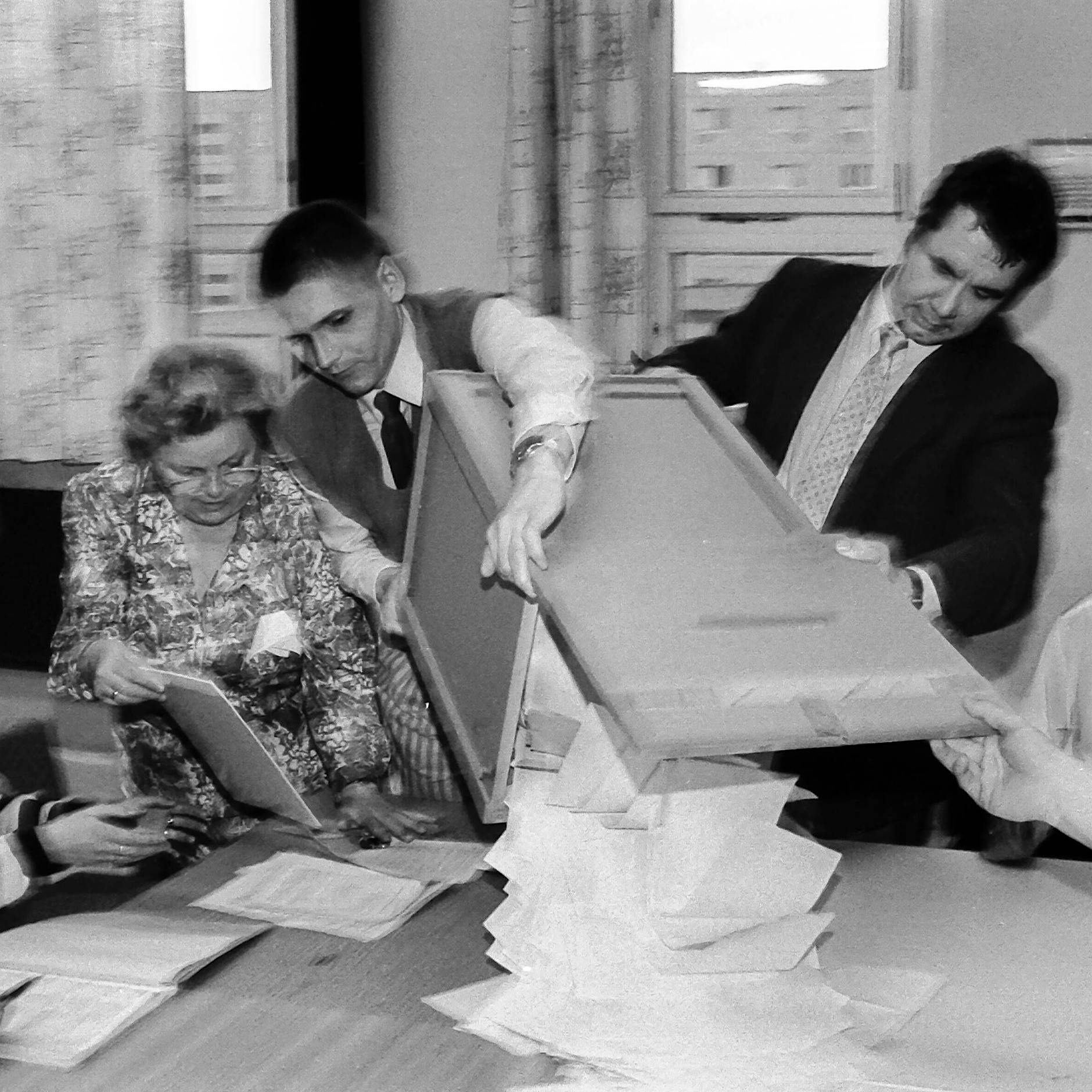 Heute vor 35 Jahren: Bürger decken DDR-Wahlbetrug auf