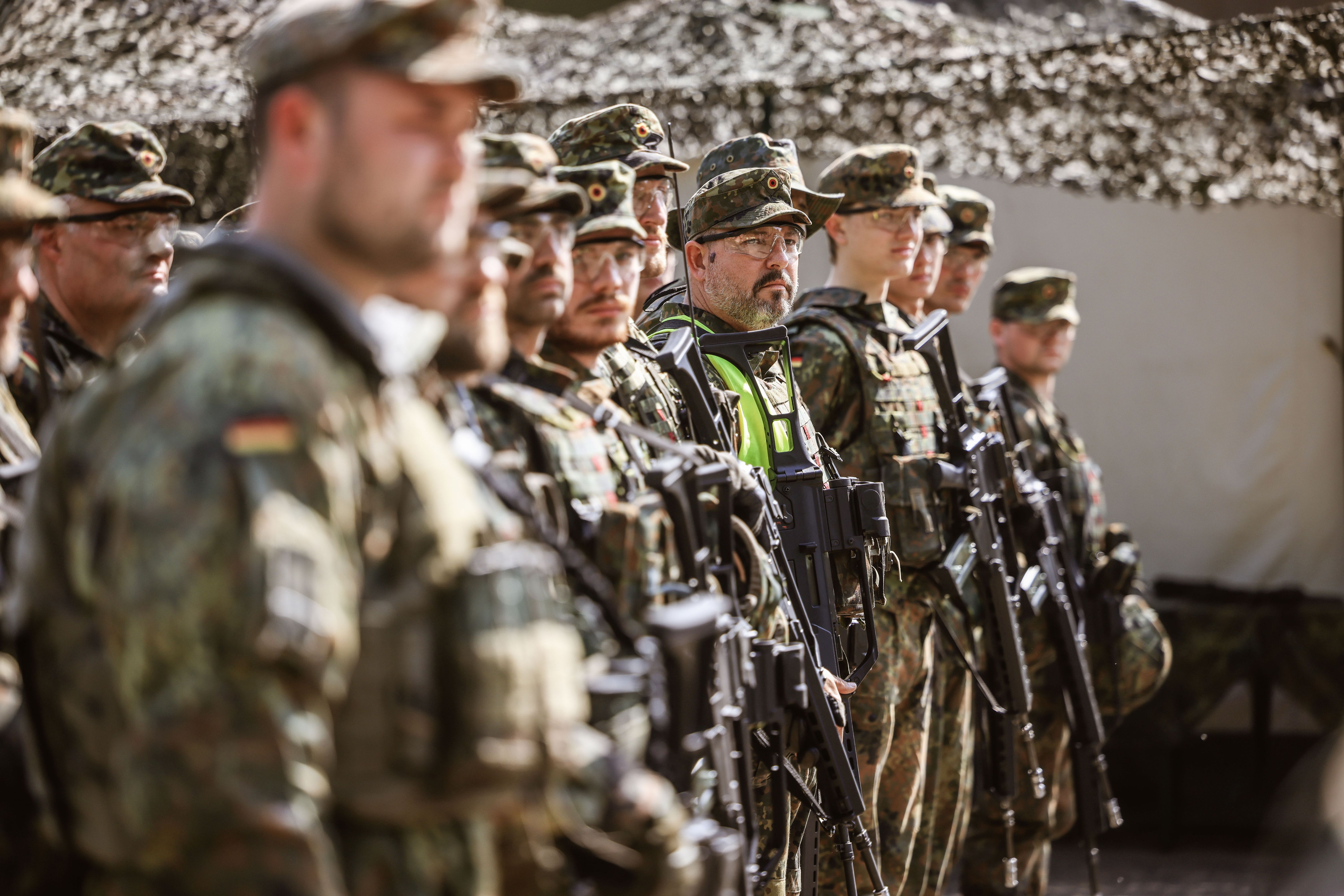 Bundeswehrverband: Alle wehrfähigen Menschen in Deutschland sollen erfasst werden