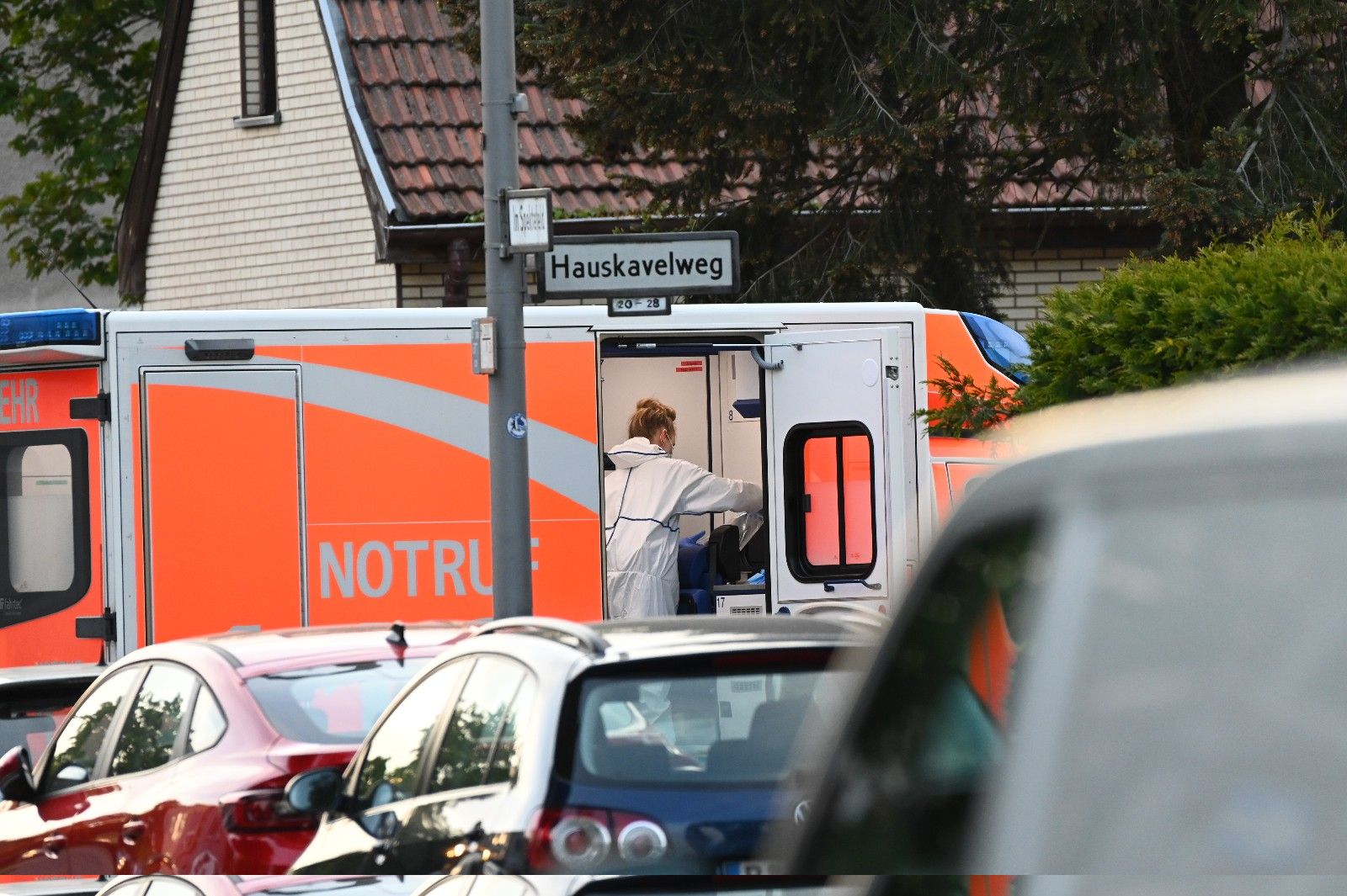 Berlin-Spandau: Fußgänger aus fahrendem Auto erschossen – Polizei von Beziehungstat aus