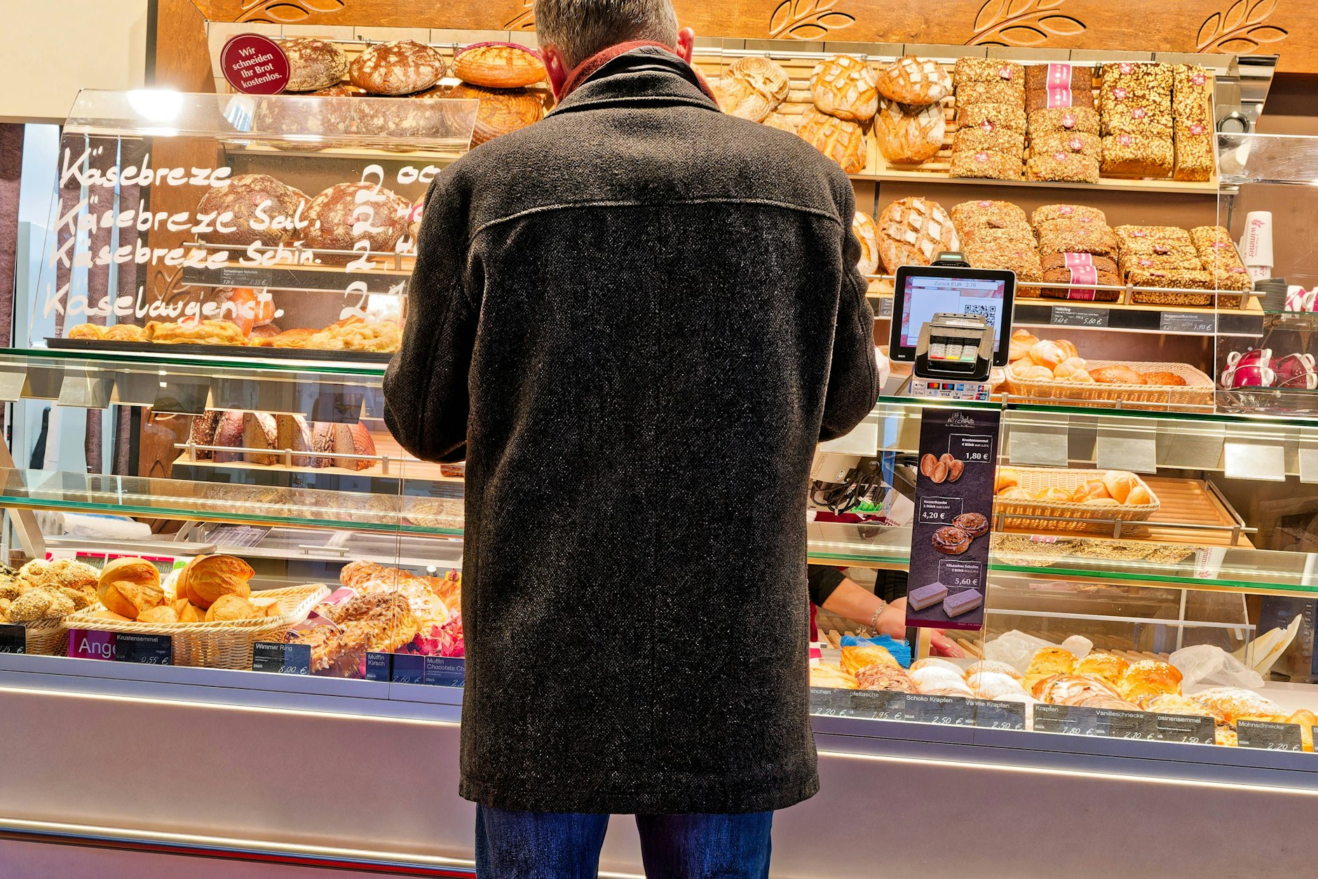 Auch an Christi Himmelfahrt muss man in Berlin auf frische Brötchen nicht verzichten.