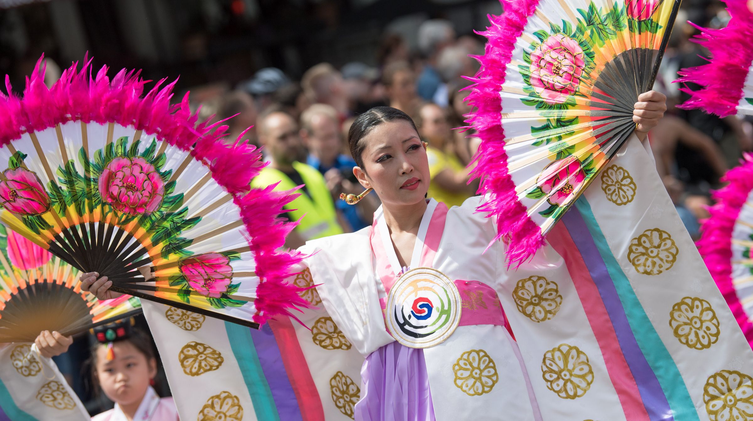 Karneval der Kulturen in Berlin: Buntes Fest in Zeiten der Kriege und Großkonflikte