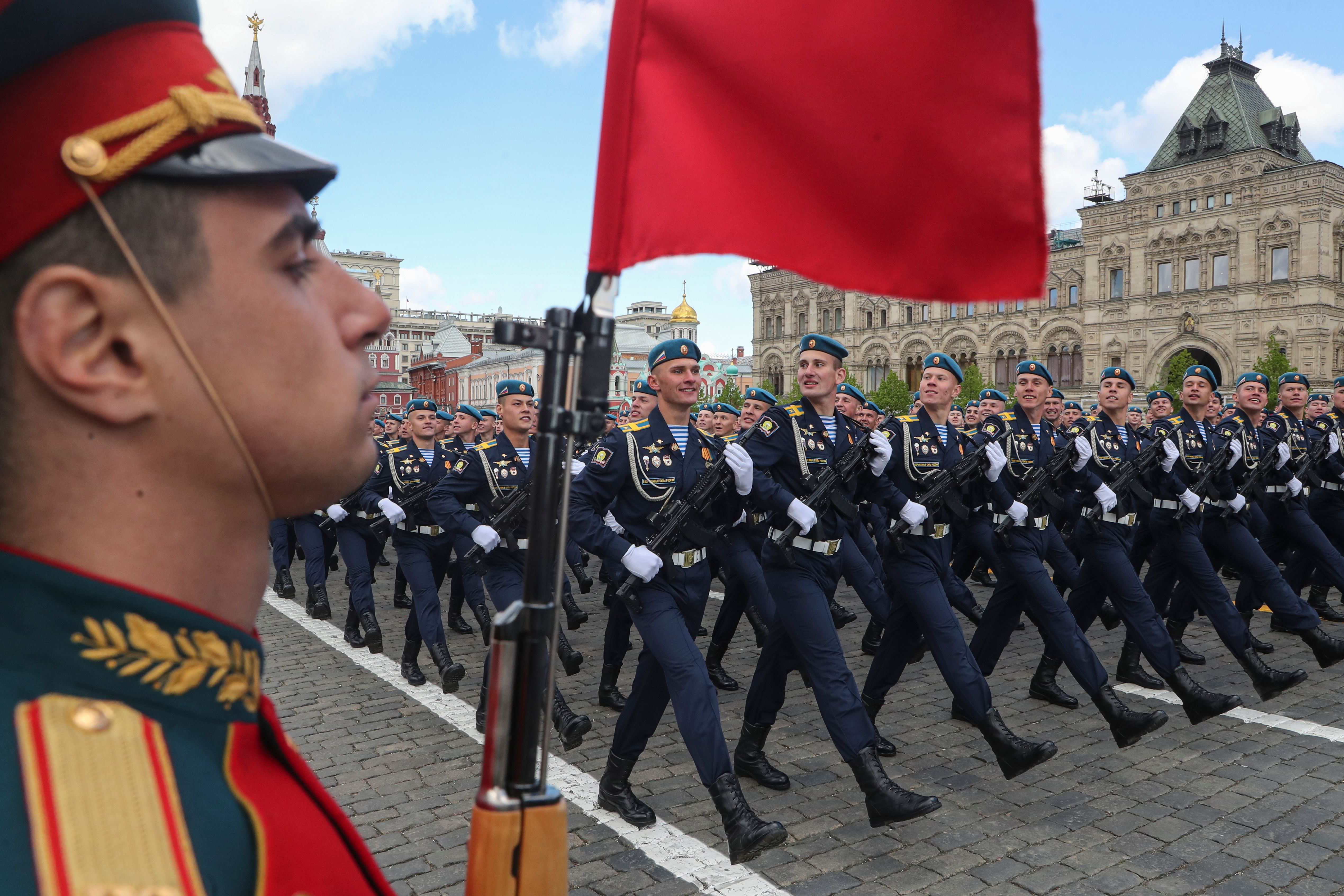 9. Mai in Russland: „Nur noch Alte und Kranke klatschen da im Kremlpalast“