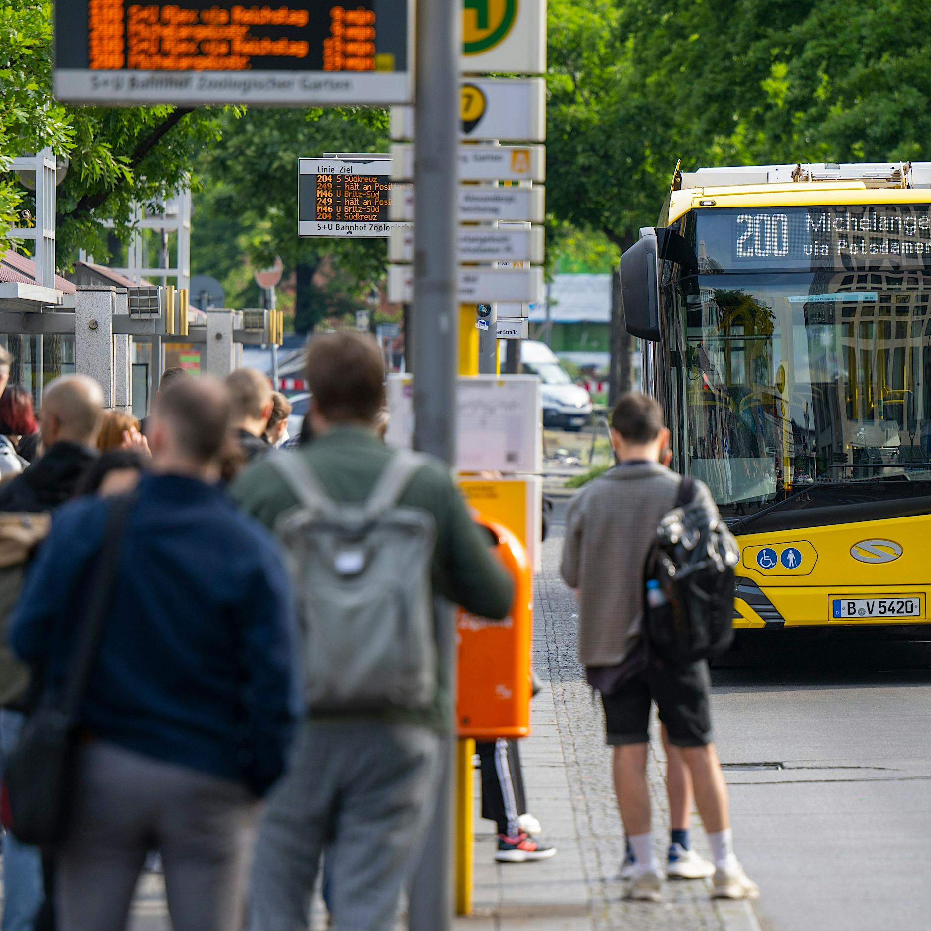 BVG: Fahrplanänderungen bei mehreren Buslinien während Fußball-EM