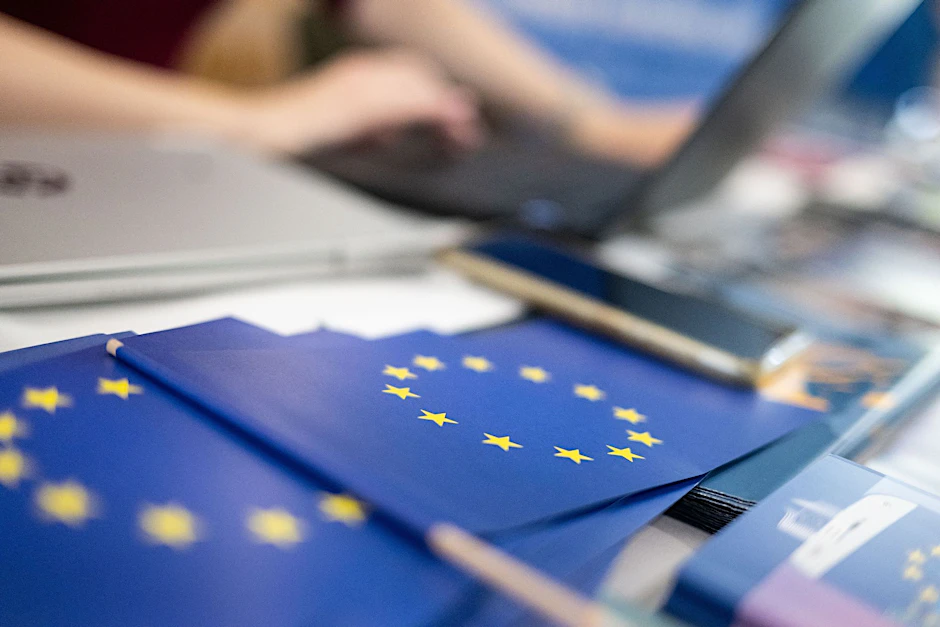 ARCHIV - Im Vorfeld der Europawahl hat ein Bündnis aus Unternehmen aufgerufen, sich gegen Extremismus und Rassismus zu stellen.  