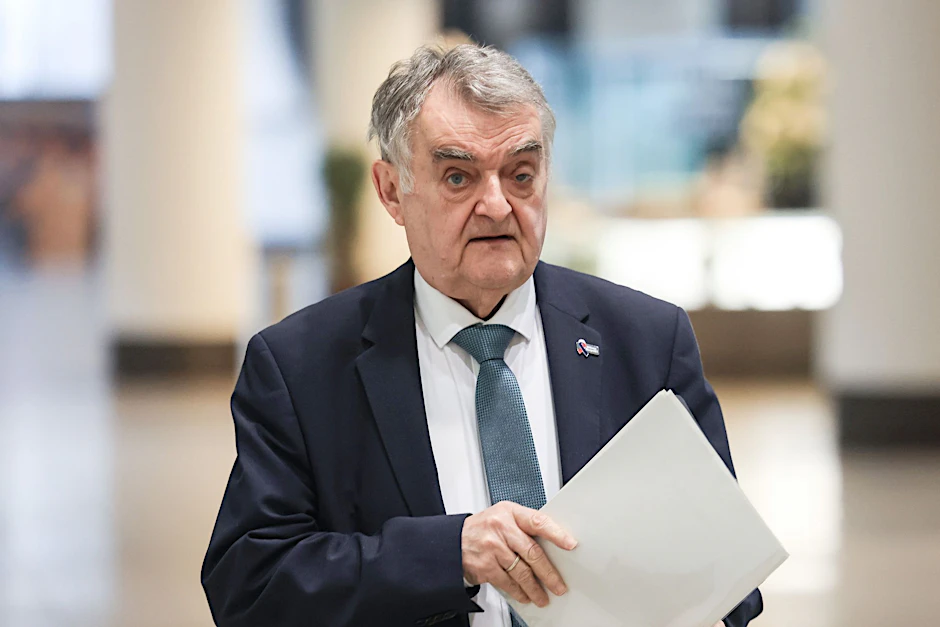 ARCHIV - Herbert Reul, Innenminister in Nordrhein-Westfalen.  