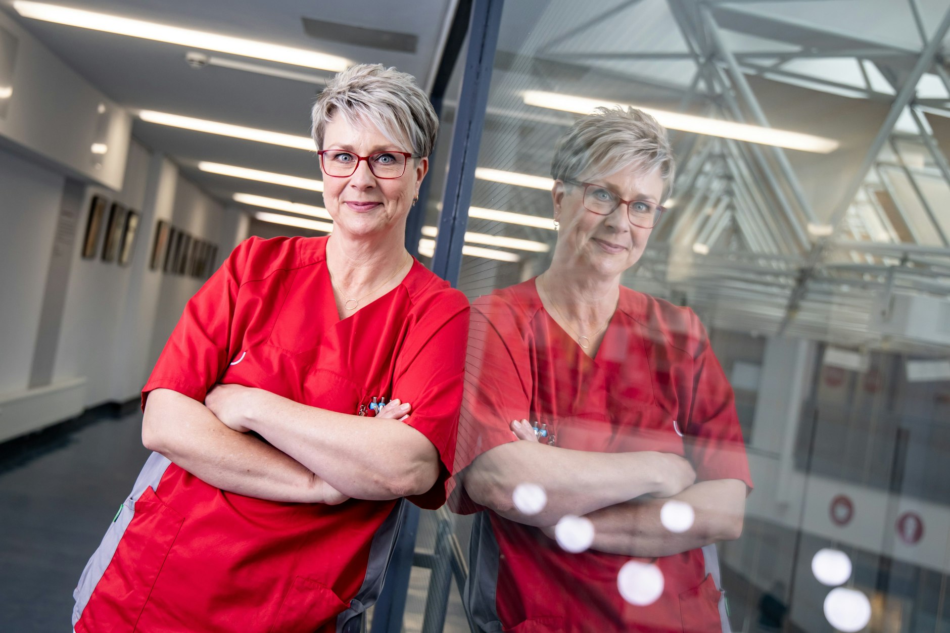 Stefanie Gierth posiert für ein Bild im Vivantes-Krankenhaus am Urban in Berlin. Sie ist zur „Pflegerin des Jahres“ gewählt worden.