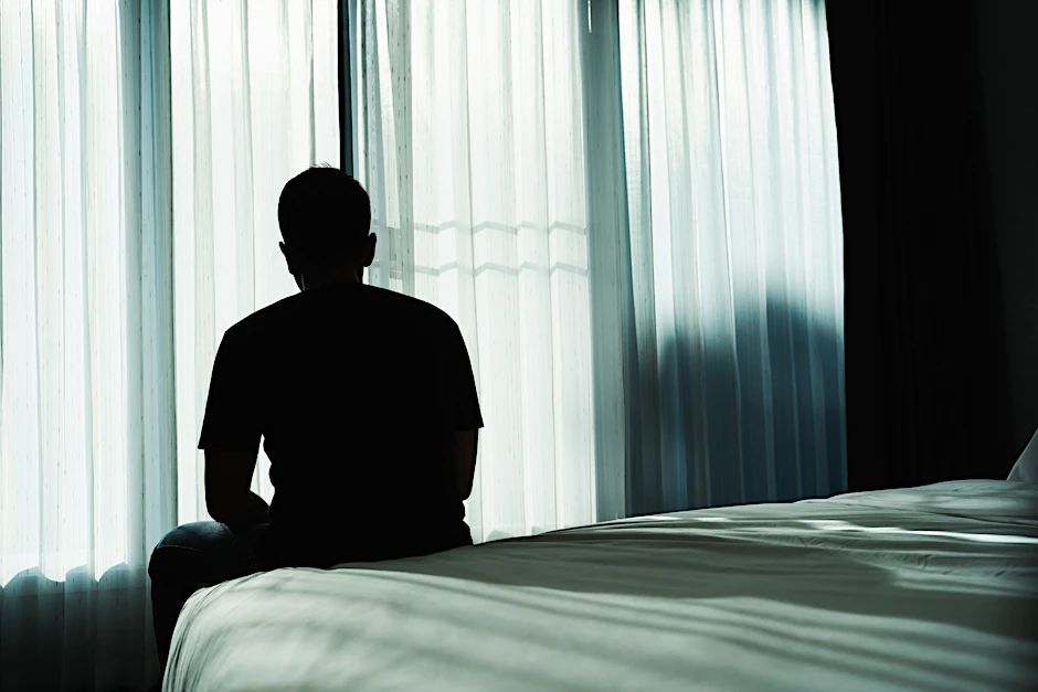 Schwere Depressionen stiegen weltweit zwischen 2019 und 2021 um 28 Prozent und in Deutschland um über 17 Prozent, so das Ergebnis einer <a target="_blank" rel="nofollow" href="https://www.thelancet.com/journals/lancet/article/piis0140-6736(21)02143-7/fulltext">Studie</a> in The Lancet.