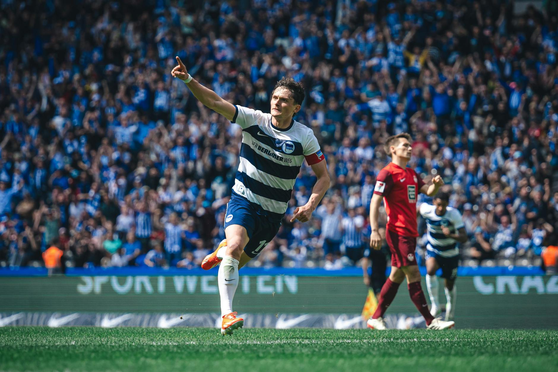 Herthas Fabian Reese traf aus 25 Metern wunderschön zum 3:1 gegen Kaiserslautern. 