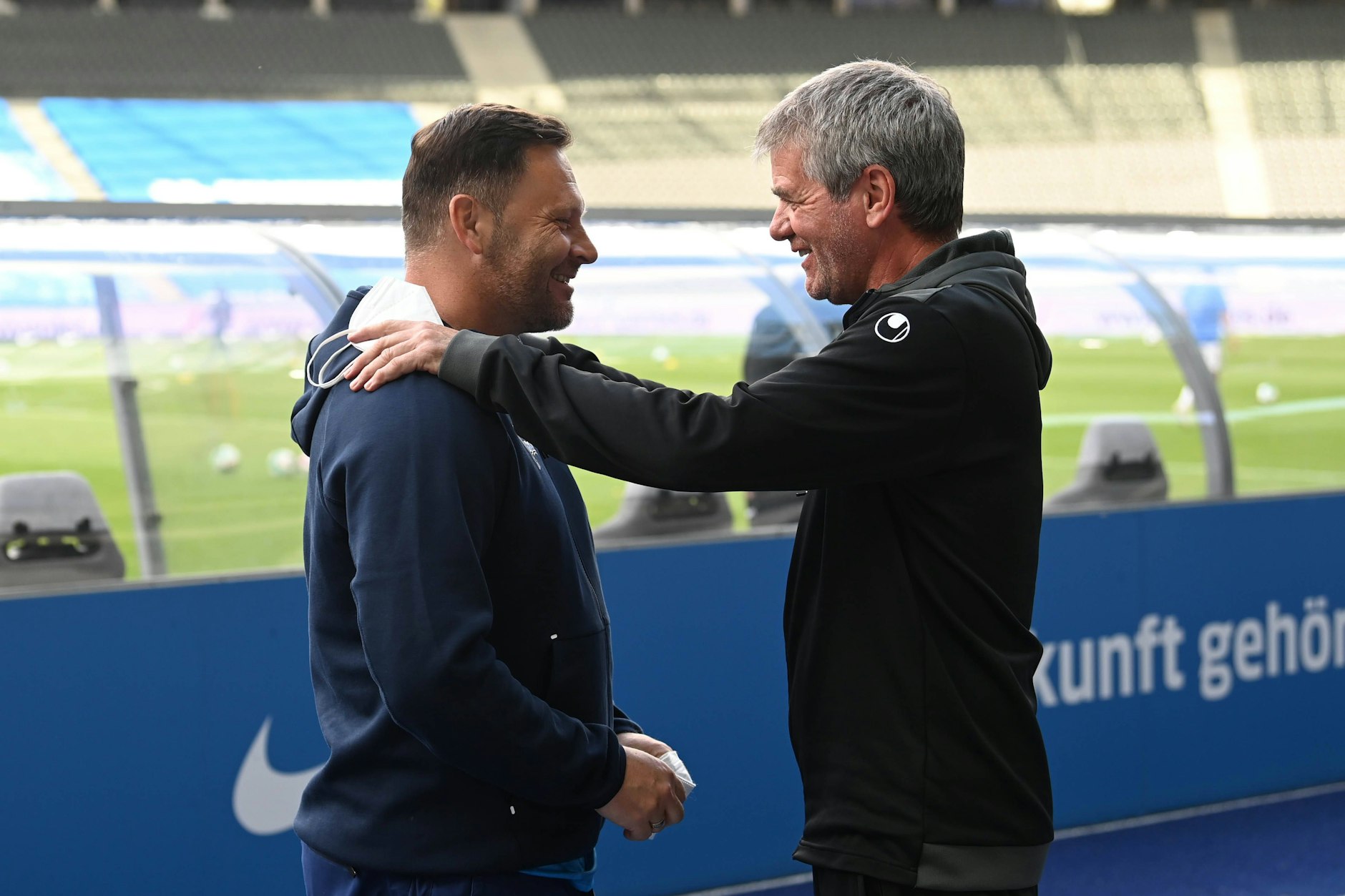 Zwei Trainer, die sich gut verstehen: Herthas Pal Dardai und Kaiserslauterns Friedhelm Funkel