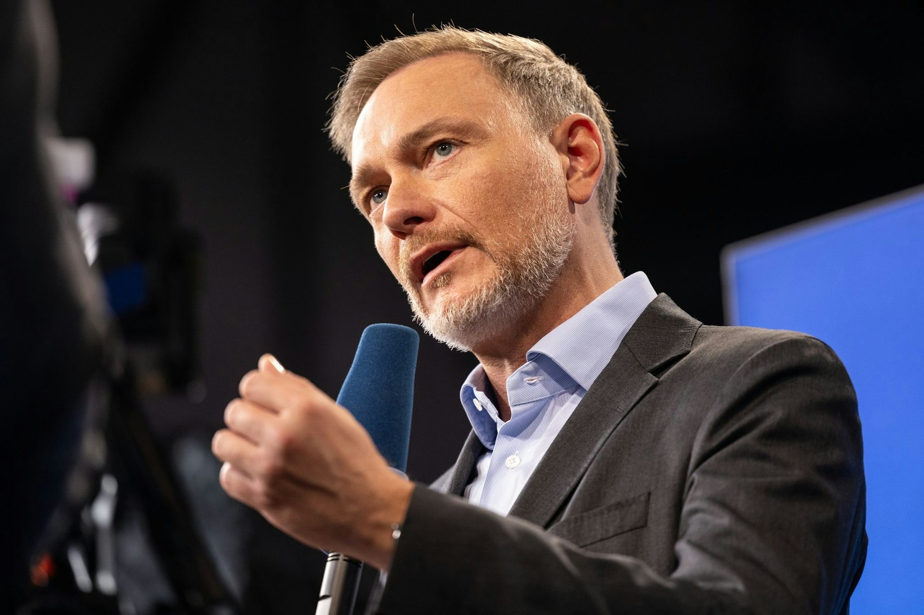 ARCHIV - Christian Lindner hat die Ministerien zum Sparen aufgerufen, mehrere Ressorts fordern allerdings mehr Geld.