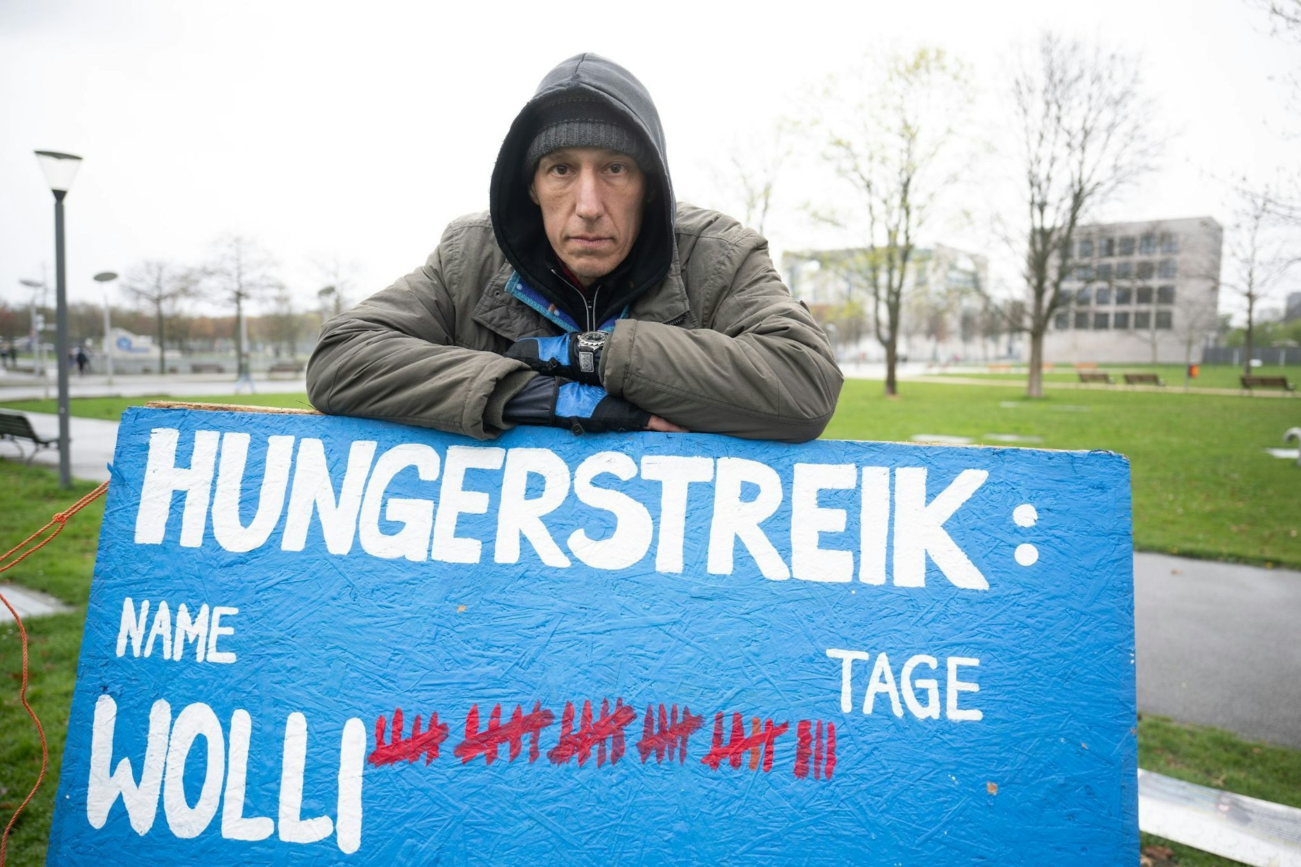 Hunger-Aktivist Wolfgang Metzeler-Kick befindet sich schon seit dem 7. März im Hungerstreik. Er will weitermachen.