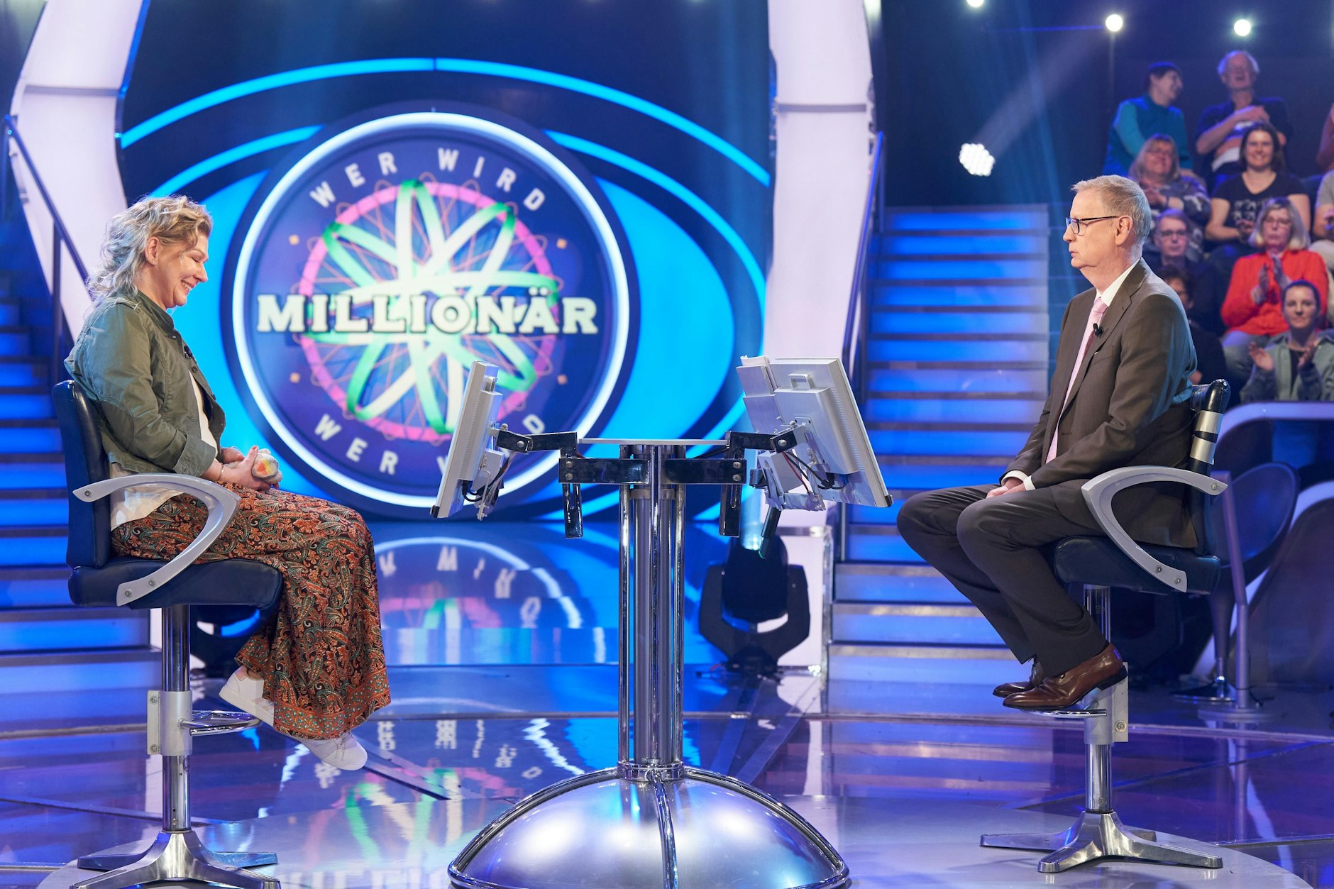 Beate Picone und Günther Jauch im Studio von „Wer wird Millionär“.