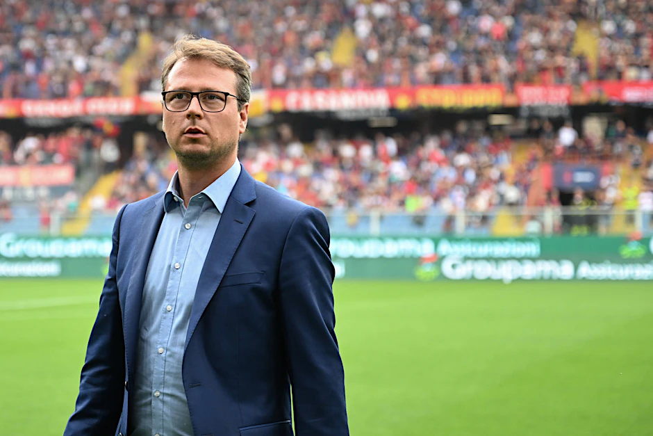 Johannes Spors ist noch Sportchef bei Herthas Investor 777 Partners. Jetzt liegt ihm ein Jobangebot von Newcastle United vor.