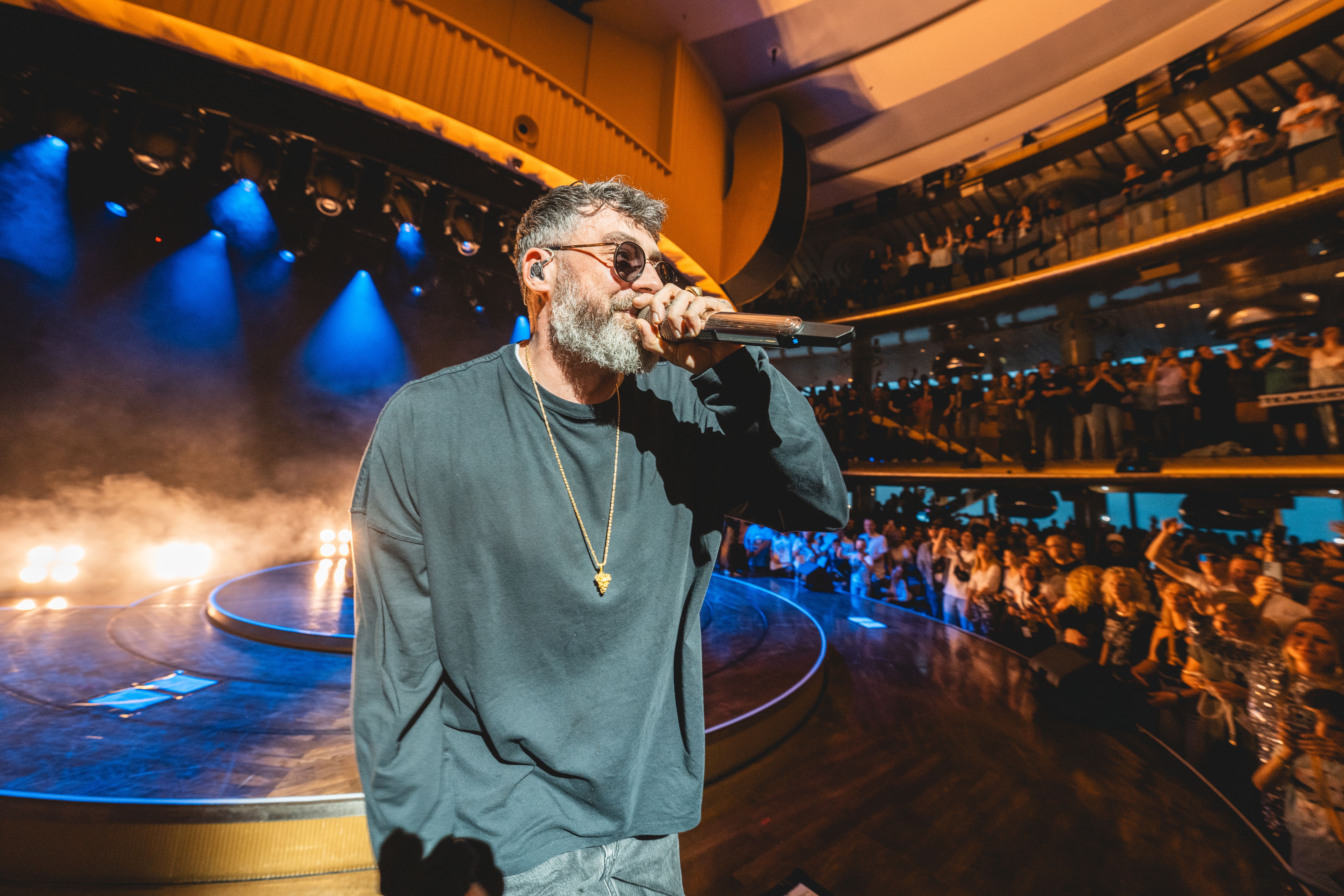 Auf Festival Cruise mit Sido: Was die Crew ihm mit einem Taxi holte