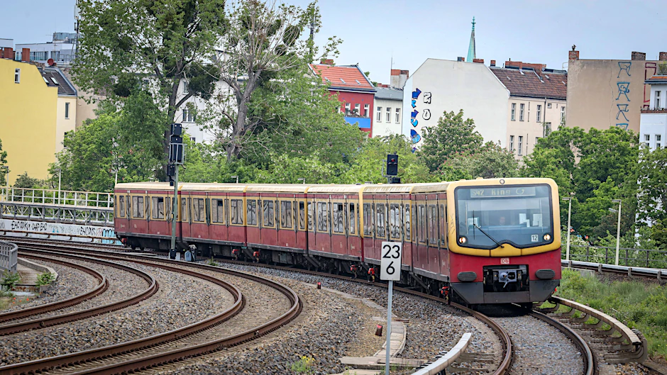 Die Berliner Ringbahn ist an mehreren Stellen unterbrochen.