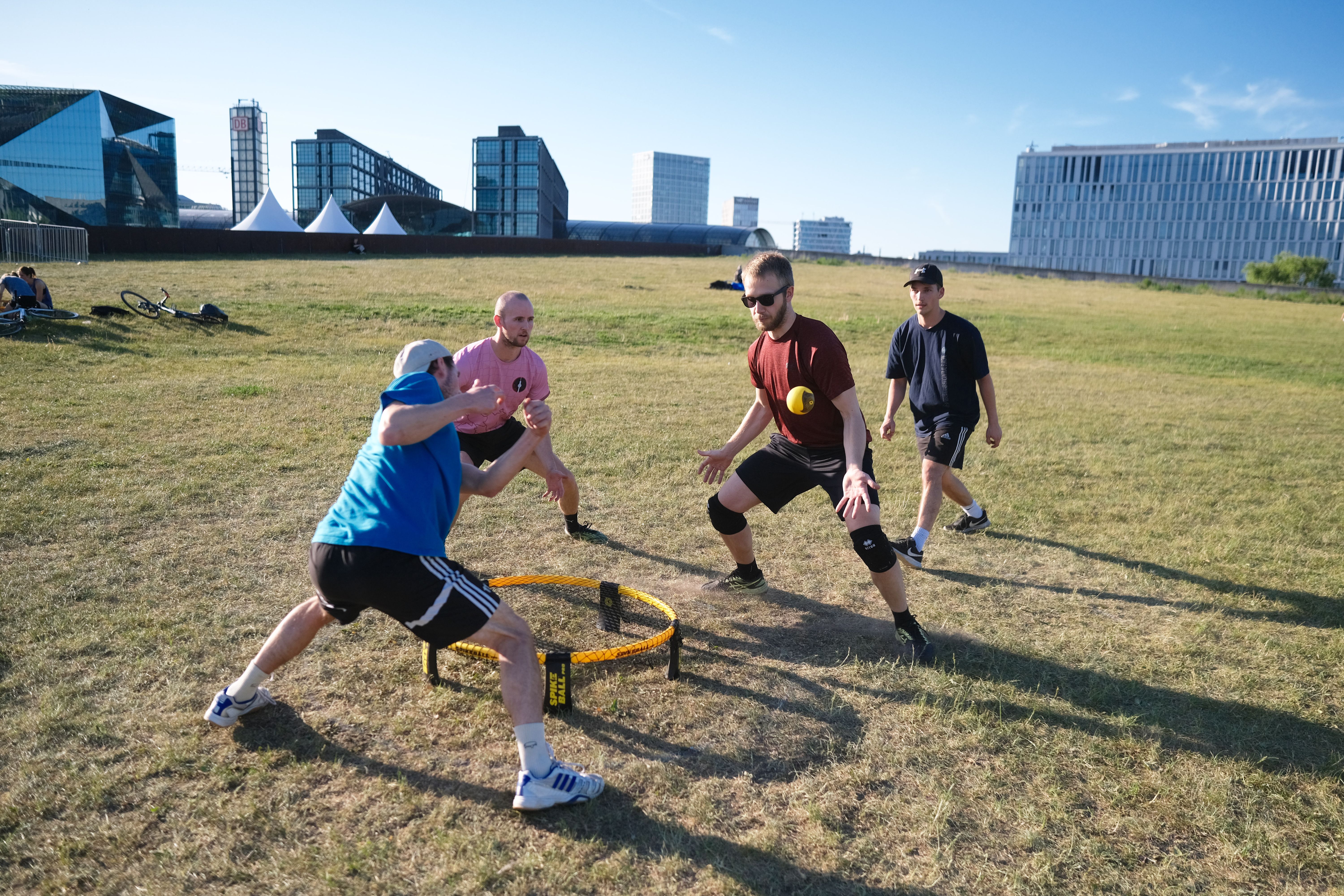 Roundnet: Neuer Trendsport in Berliner Parks