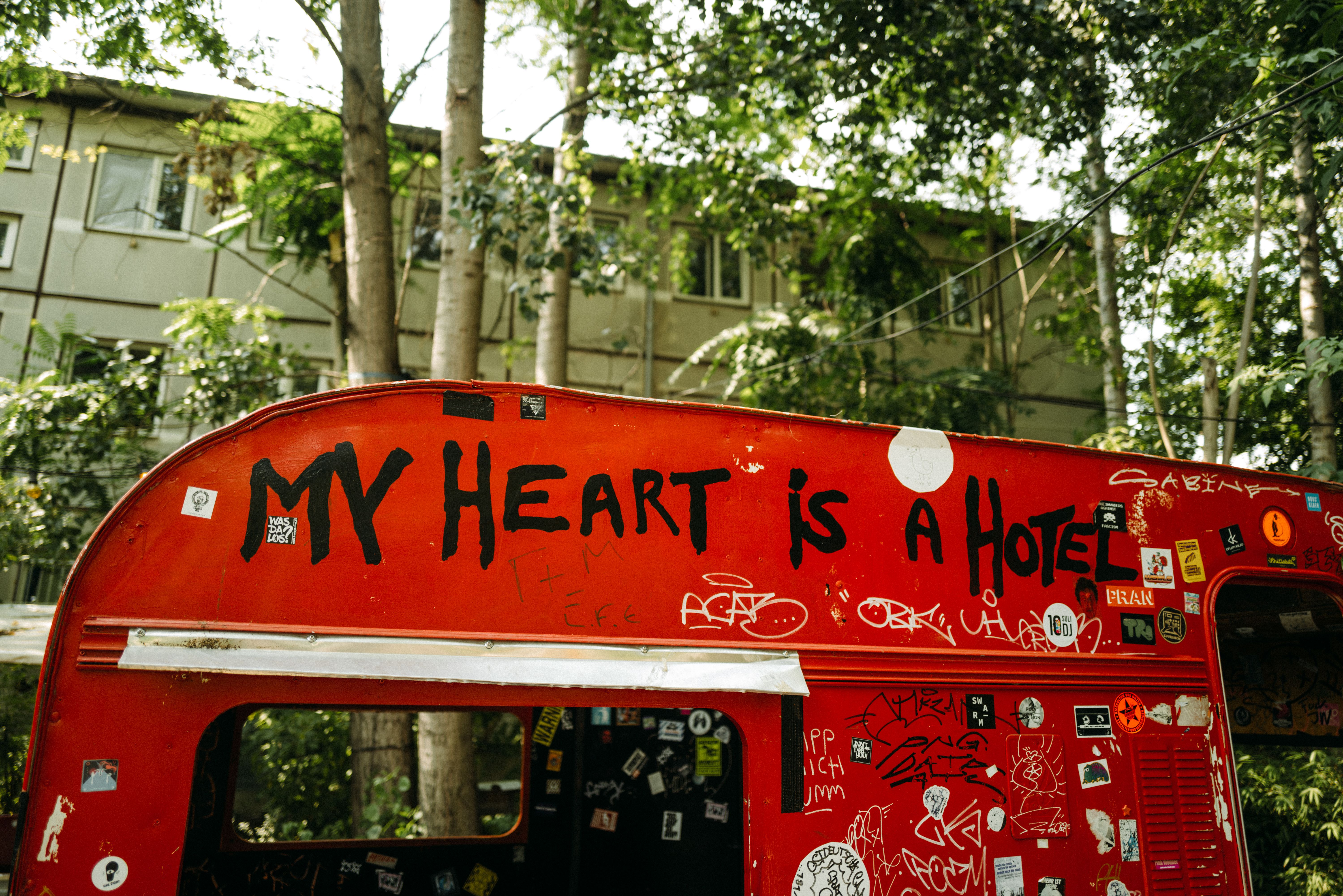 Berlin-Friedrichshain: Techno-Club About Blank eröffnet Sektgarten