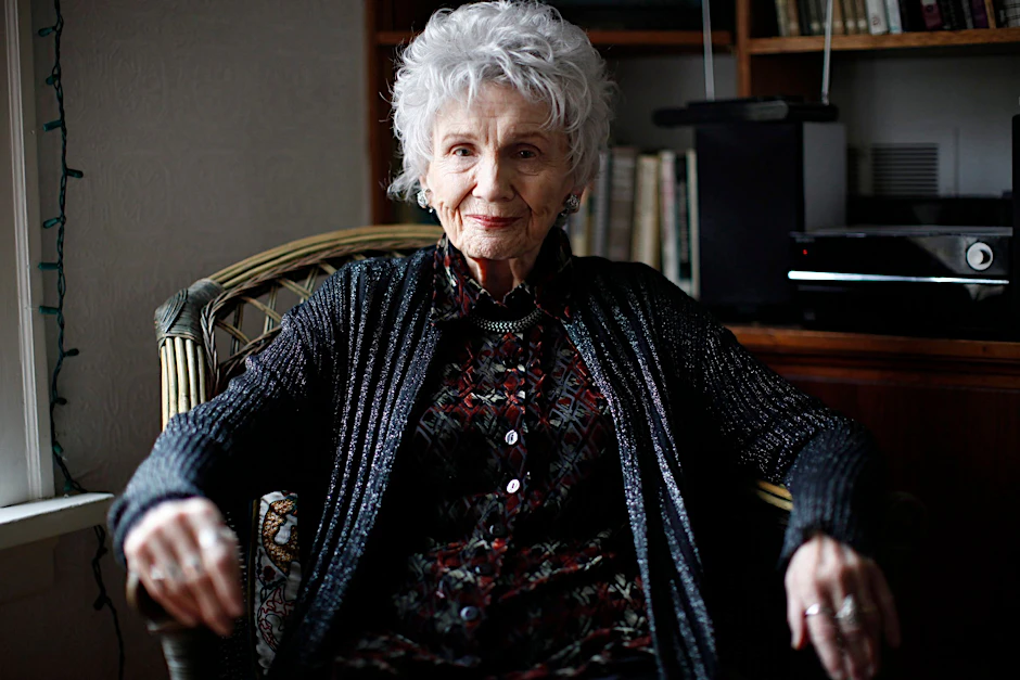 Die kanadische Autorin und Literaturnobelpreisträgerin Alice Munro im Jahr 2013.