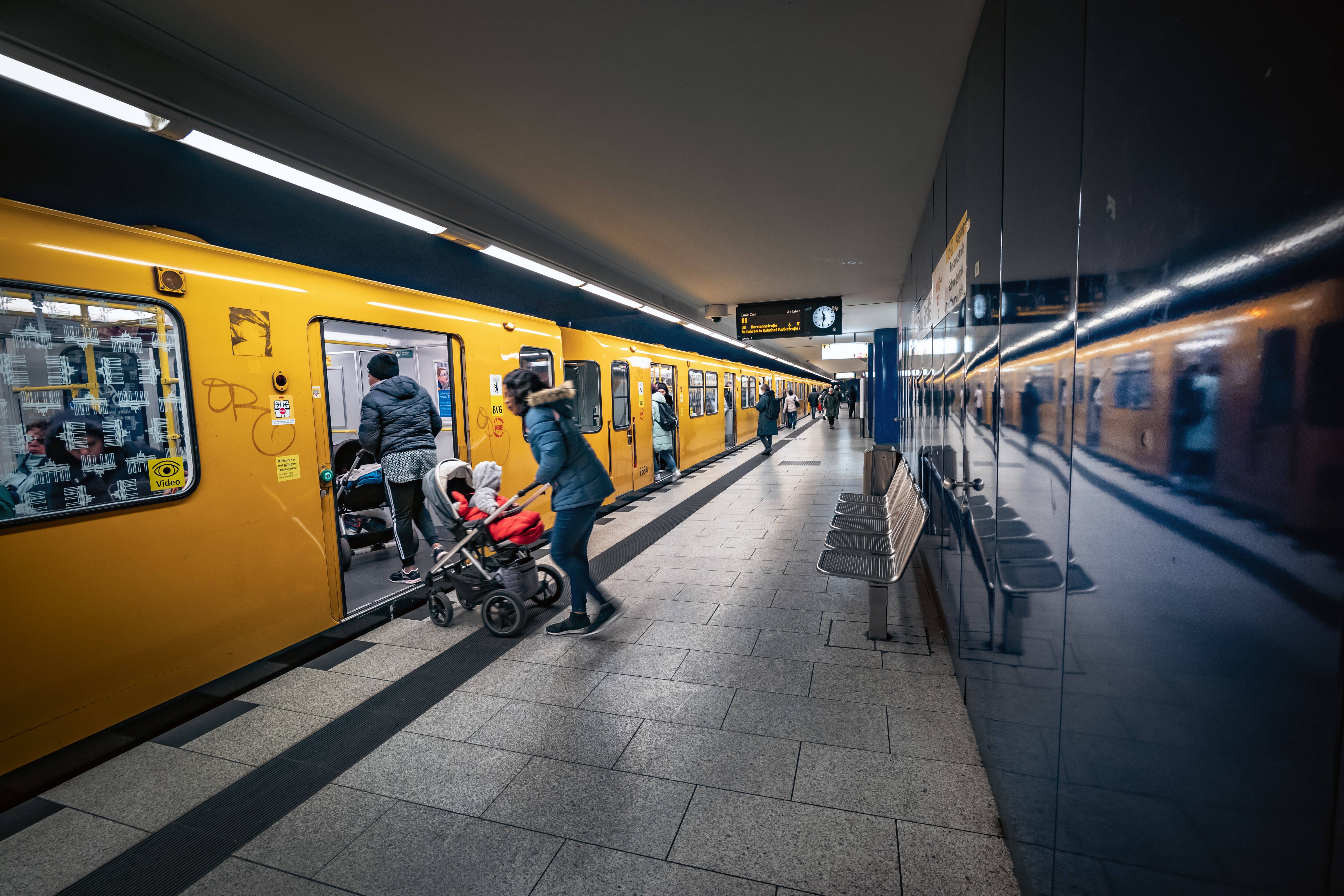 Fahrpreise bei BVG und S-Bahn steigen kräftig: Was auf die Fahrgäste in Berlin und Brandenburg jetzt zukommt