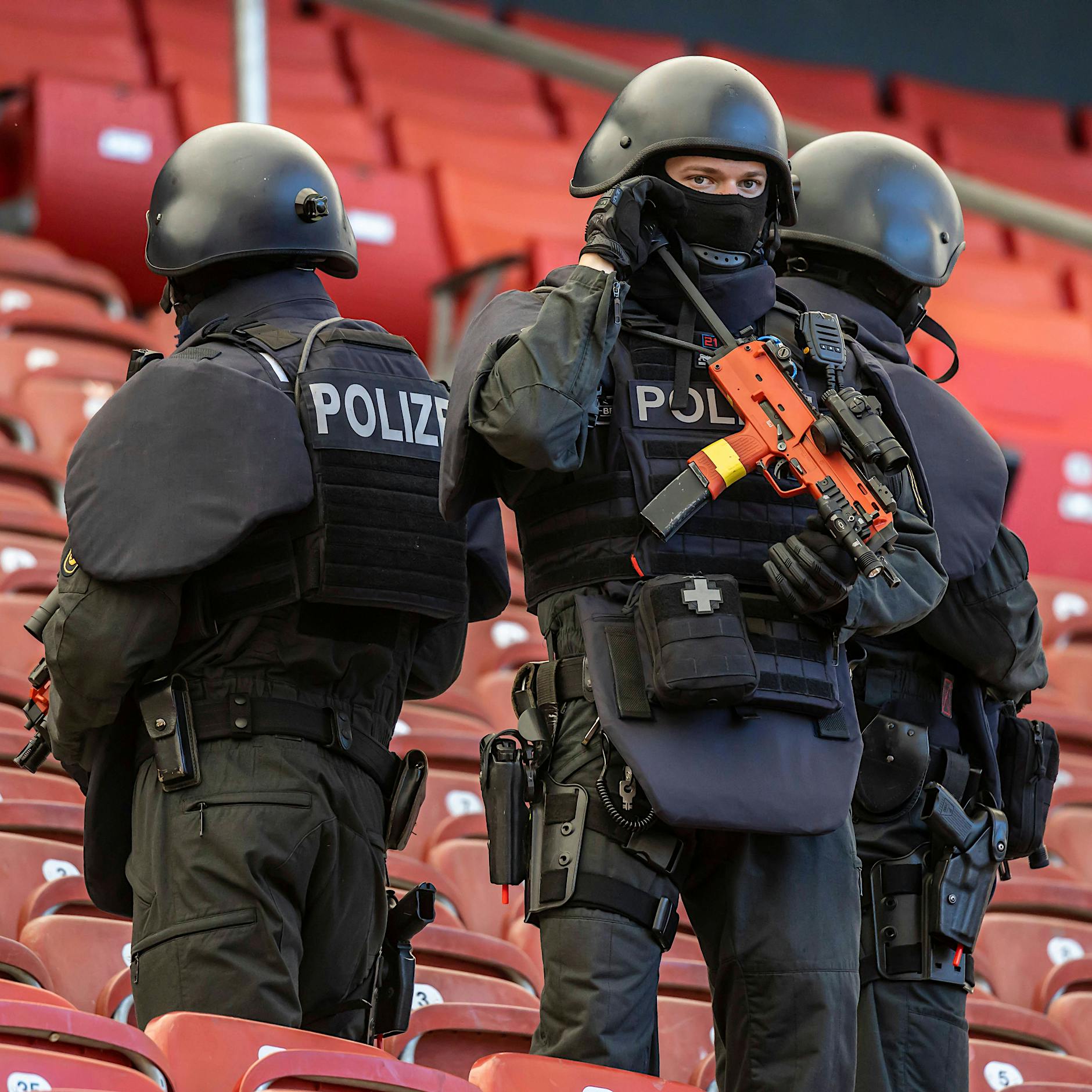 Drohnenabwehr und Verhaltenserkenner: Wie Berlins Polizei die EM schützen will