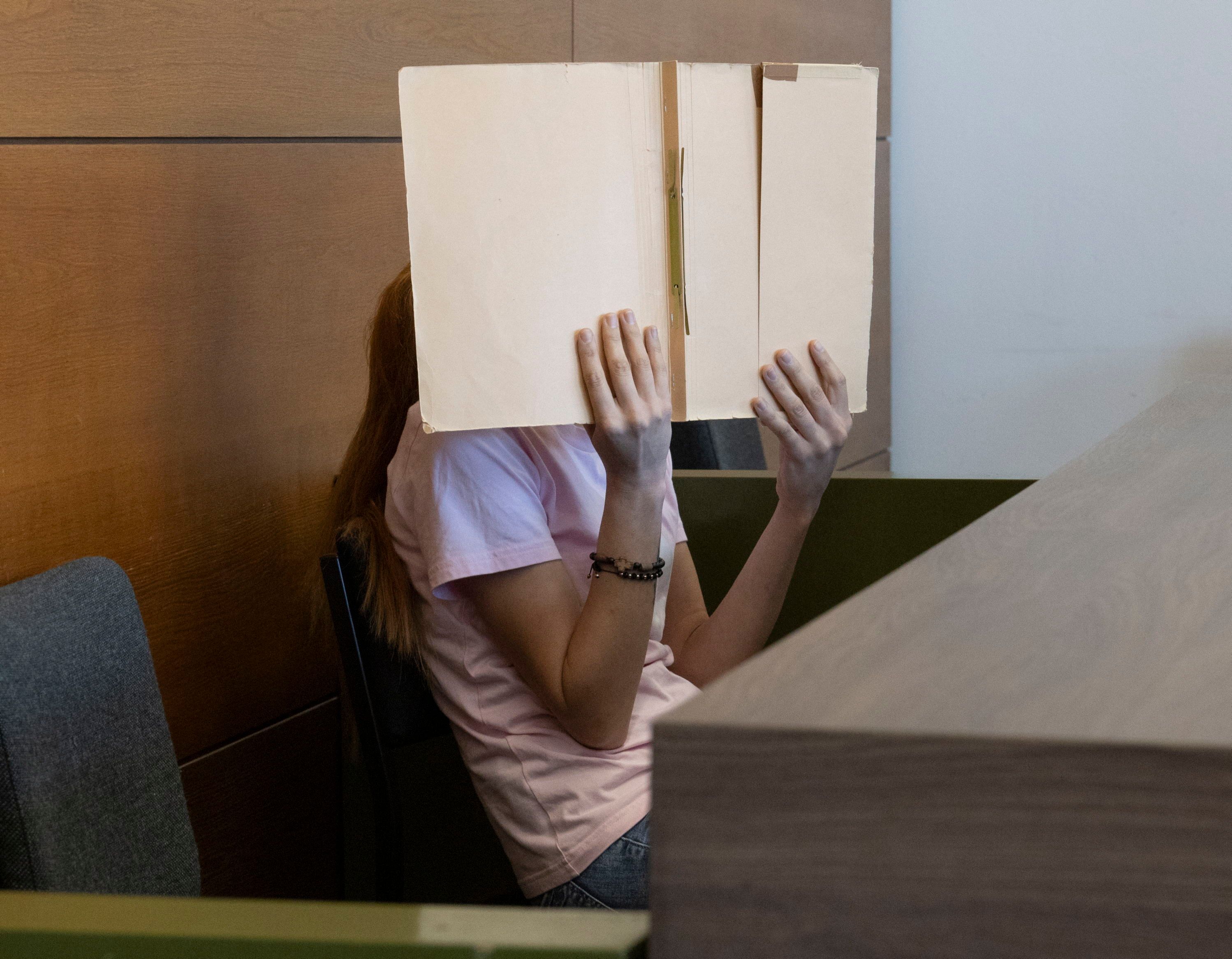 Schöne Bianca: Erst mixt sie K.o.-Tropfen, dann wird  sie zur Räuberin