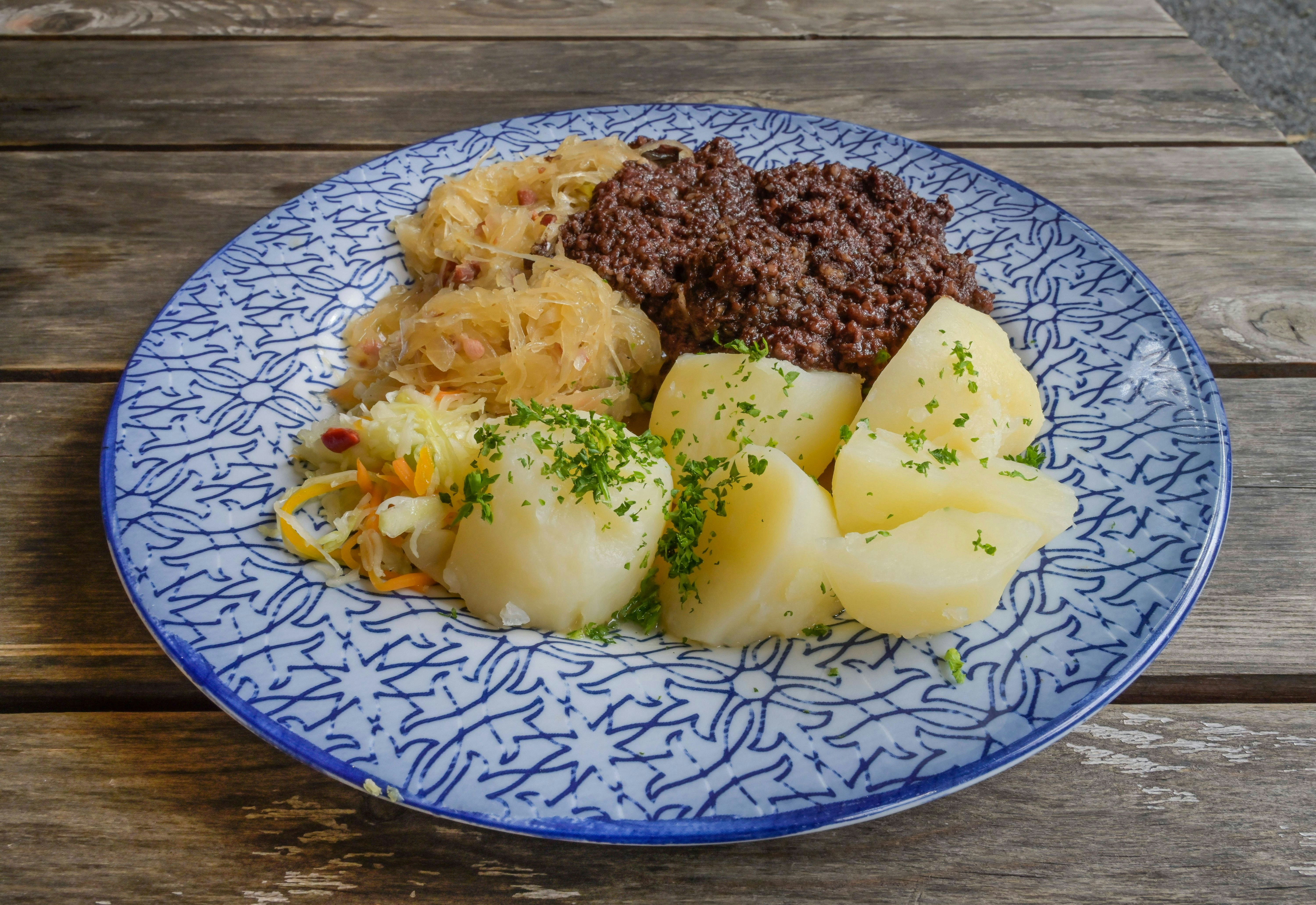 Schon mal „Tote Oma“ gekocht? Mit diesem DDR-Rezept wird&amp;#39;s irre-lecker!