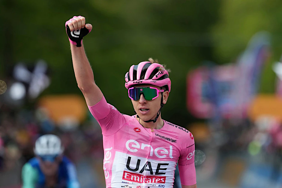 dpatopbilder - Tadej Pogacar gewann auch die 8. Etappe des Giro d