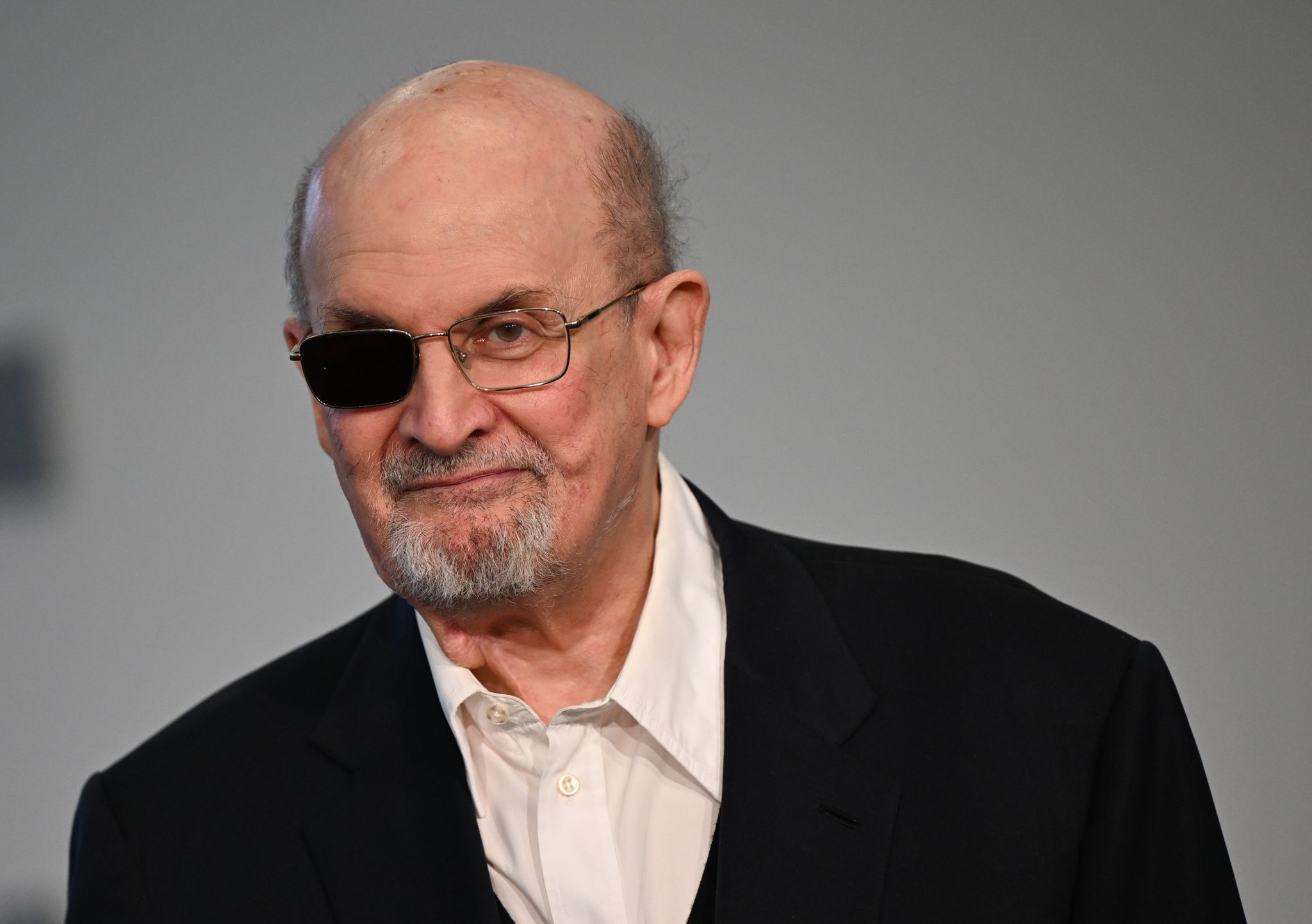 Image - Rushdie: Künstler sind Zielscheibe autoritärer Regierungen