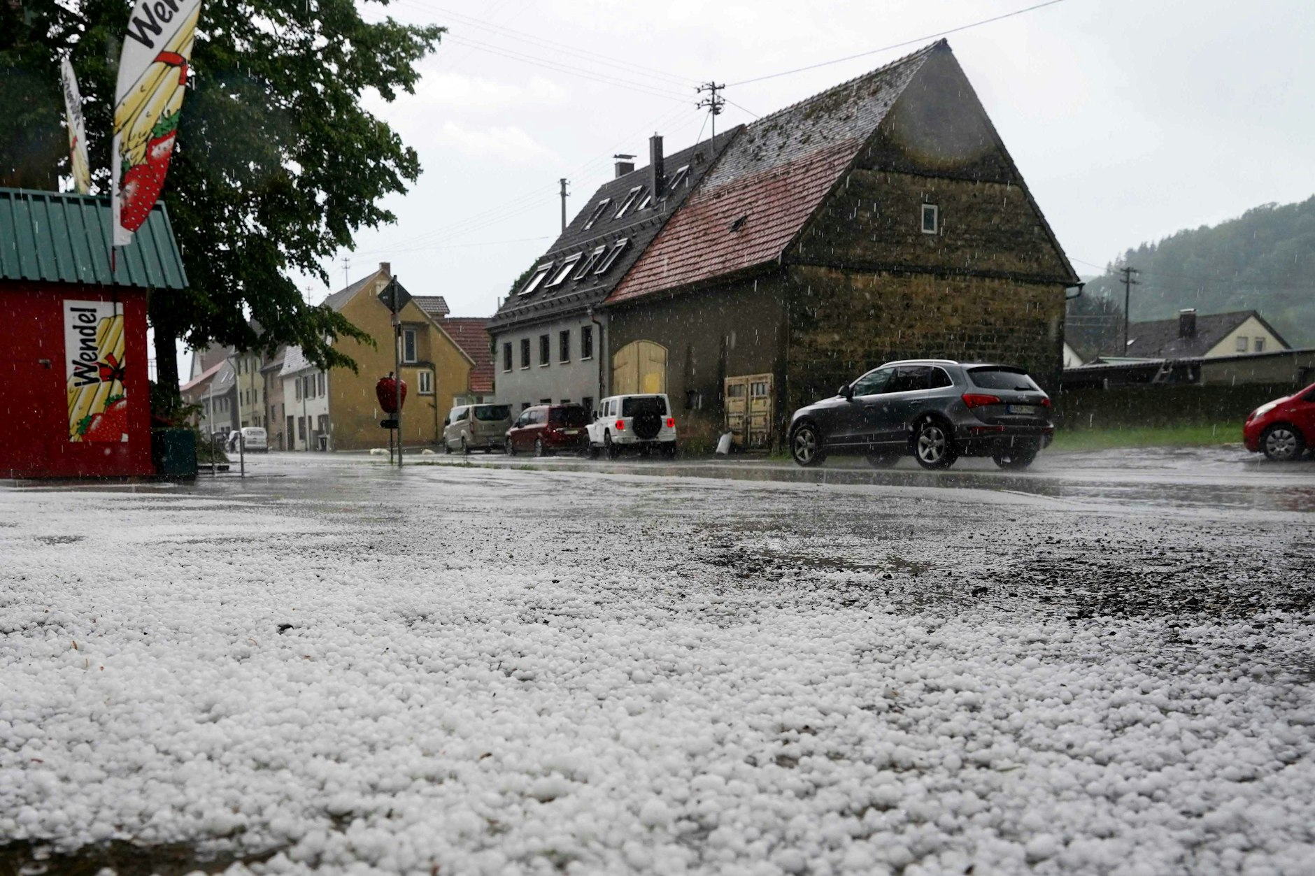 Unwetter mit Hagel im Landkreis Göppingen (BaWü).
