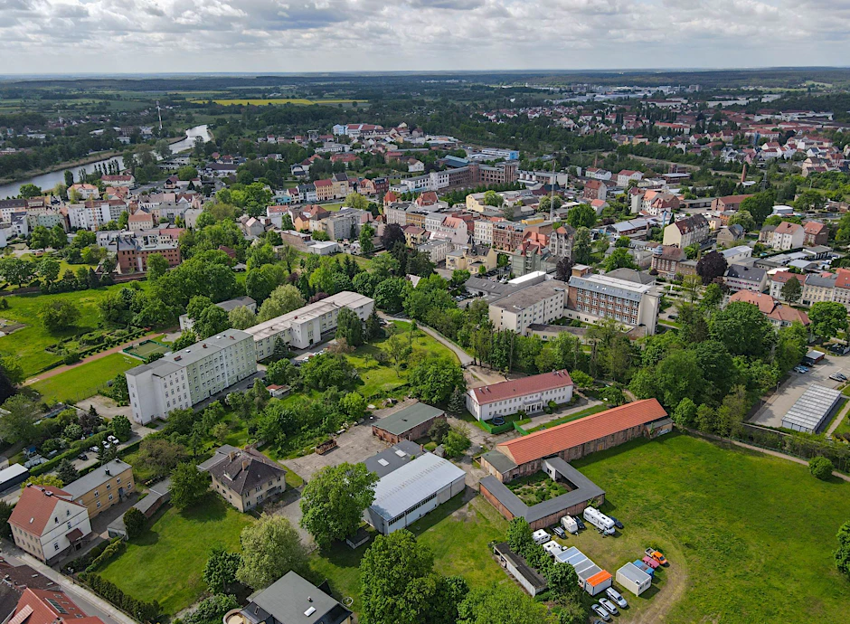 ARCHIV - Blick auf das Zentrum der deutsch-polnischen Grenzstadt Guben.  a/Archiv