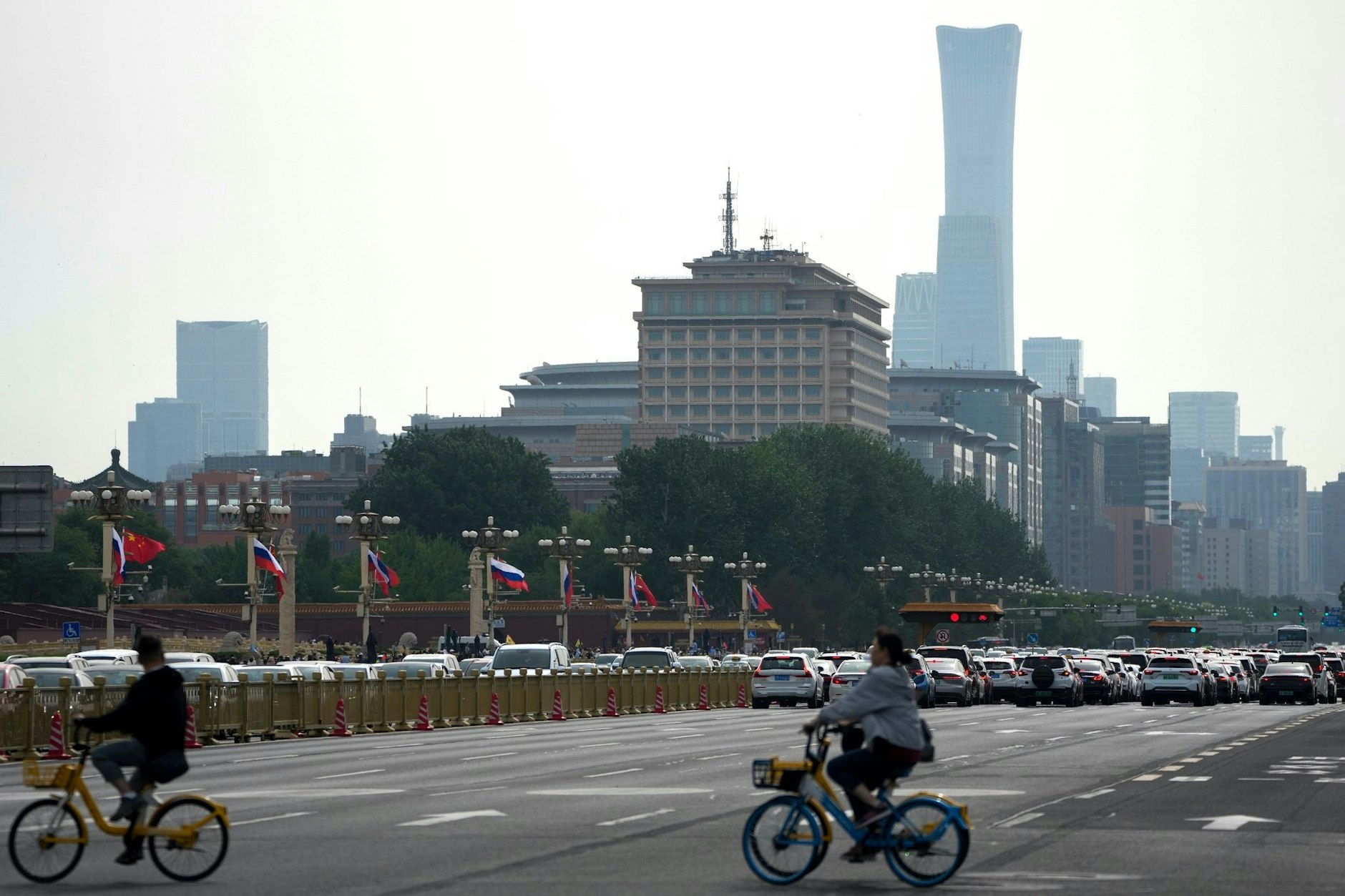 Wladimir Putin ist heute zu einem zweitägigen Staatsbesuch in Peking eingetroffen.  
