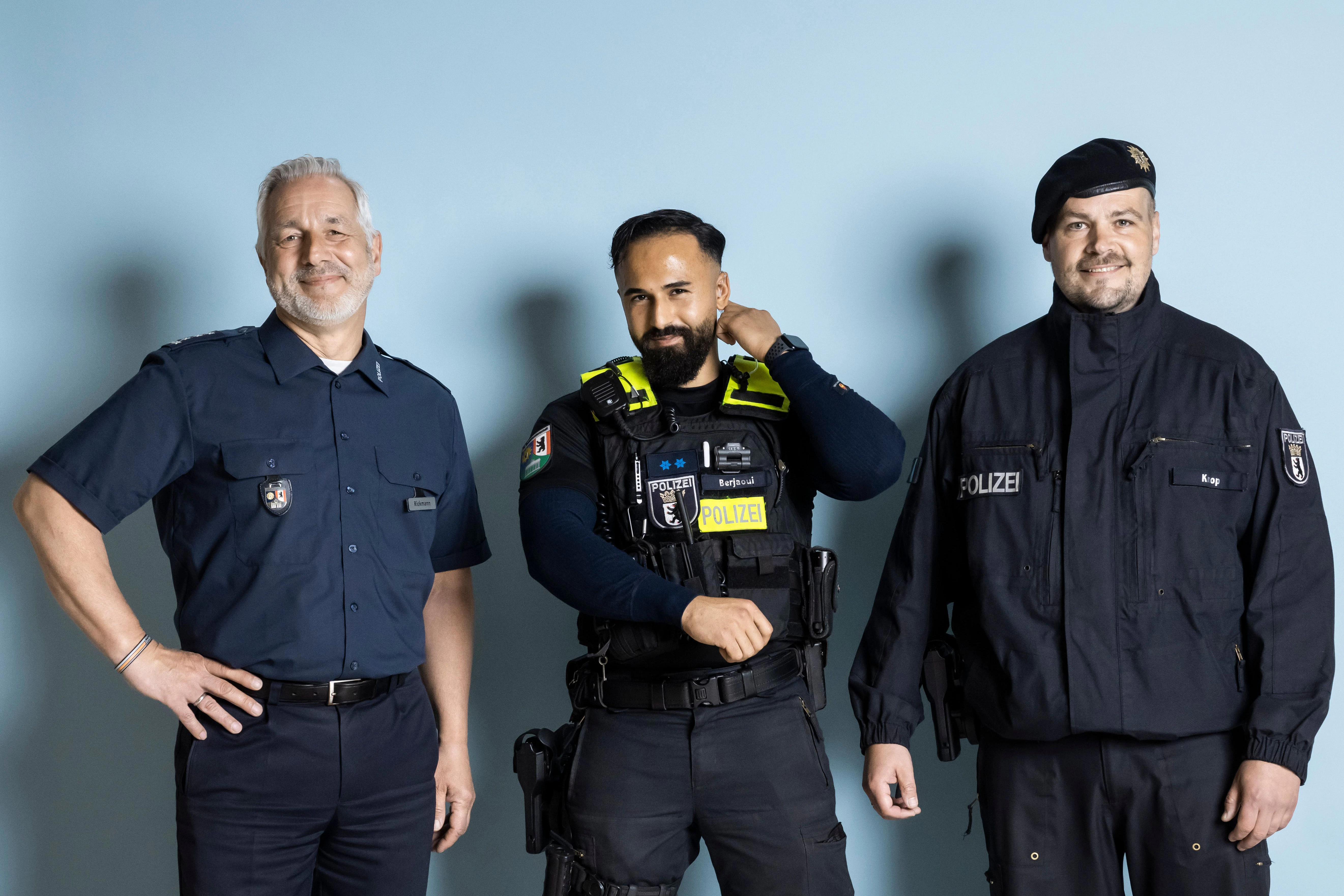 Durchaus zupackend (von li.): Michael Rickmann (Erster Polizeihauptkommissar), Polizeimeister Mohammed Berjaoi und Ronny Knop, ebenfalls Erster Polizeihauptkommissar