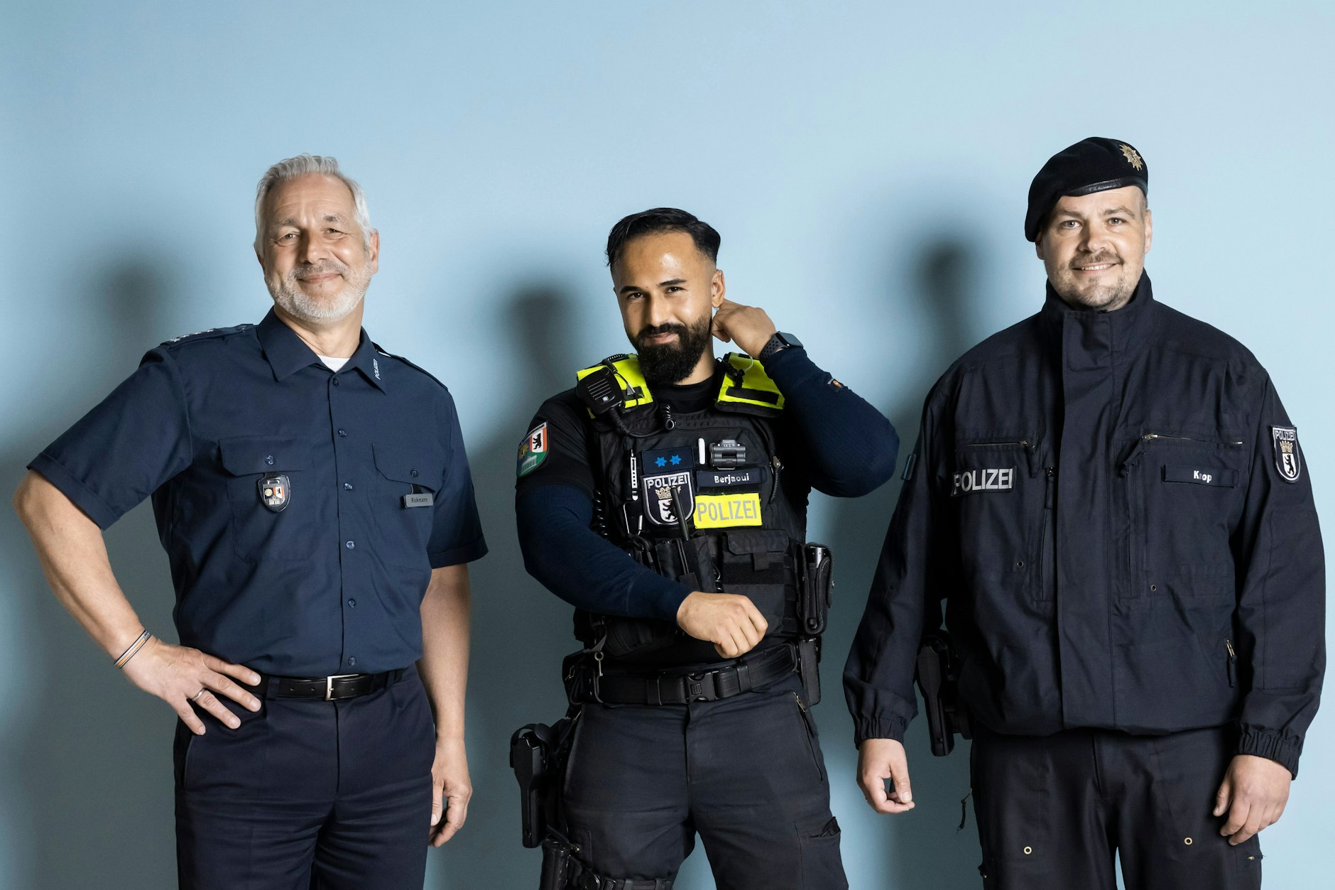 Durchaus zupackend (von li.): Michael Rickmann (Erster Polizeihauptkommissar), Polizeimeister Mohammed Berjaoi und Ronny Knop, ebenfalls Erster Polizeihauptkommissar