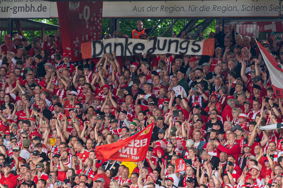 1. FC Union Berlin: So erleben die Fans die Stunden rund um den ...