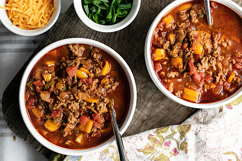 Chili con Carne ist nicht ohne Grund ein Klassiker der Sommerküche.