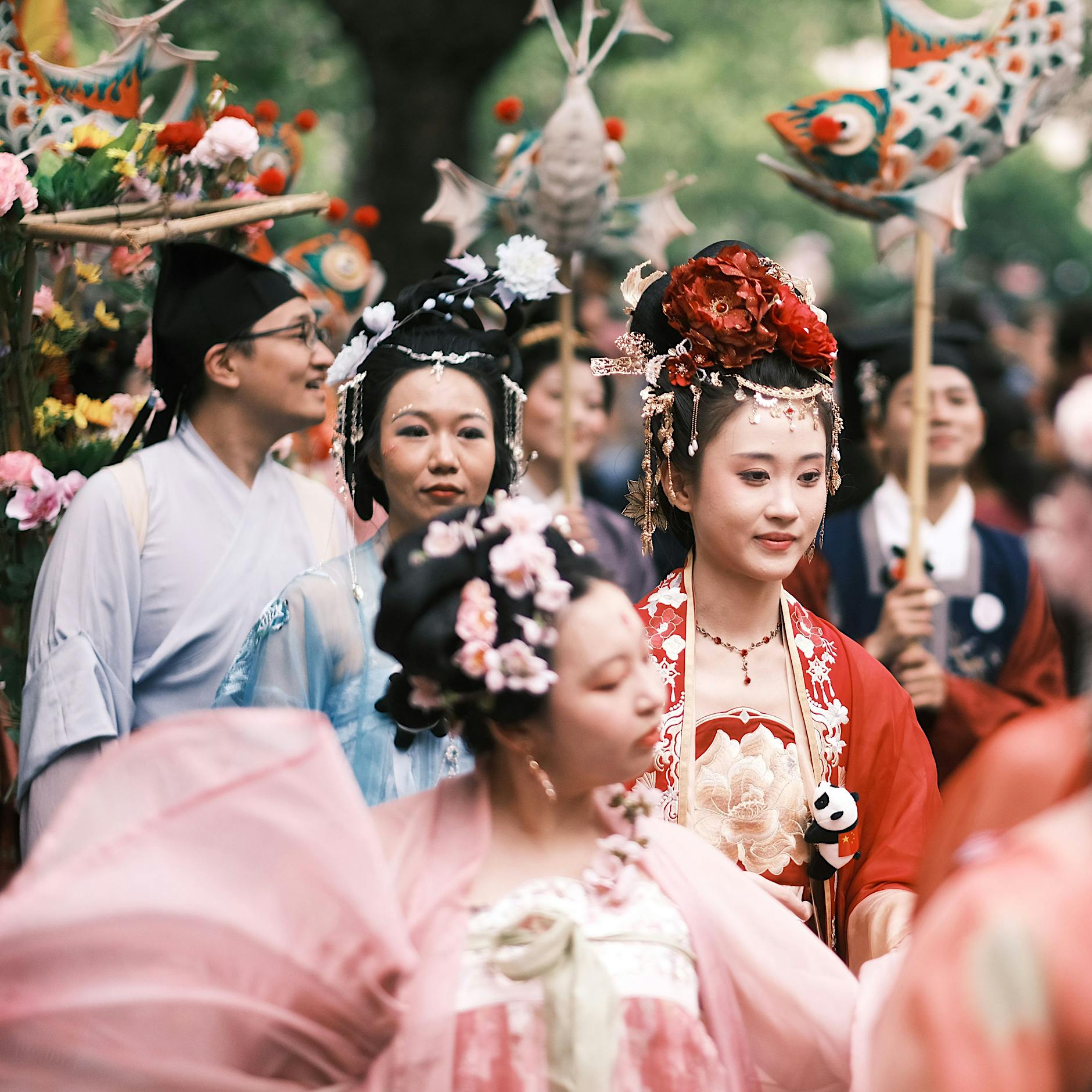 Karussellfahrt für 10, Bratwurst für 15 Euro? Sicherheitsvorgaben machen Straßenfeste in Berlin immer teurer