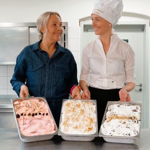 Natascha Ochsenknecht und Eismacherin Loreen Herrmann