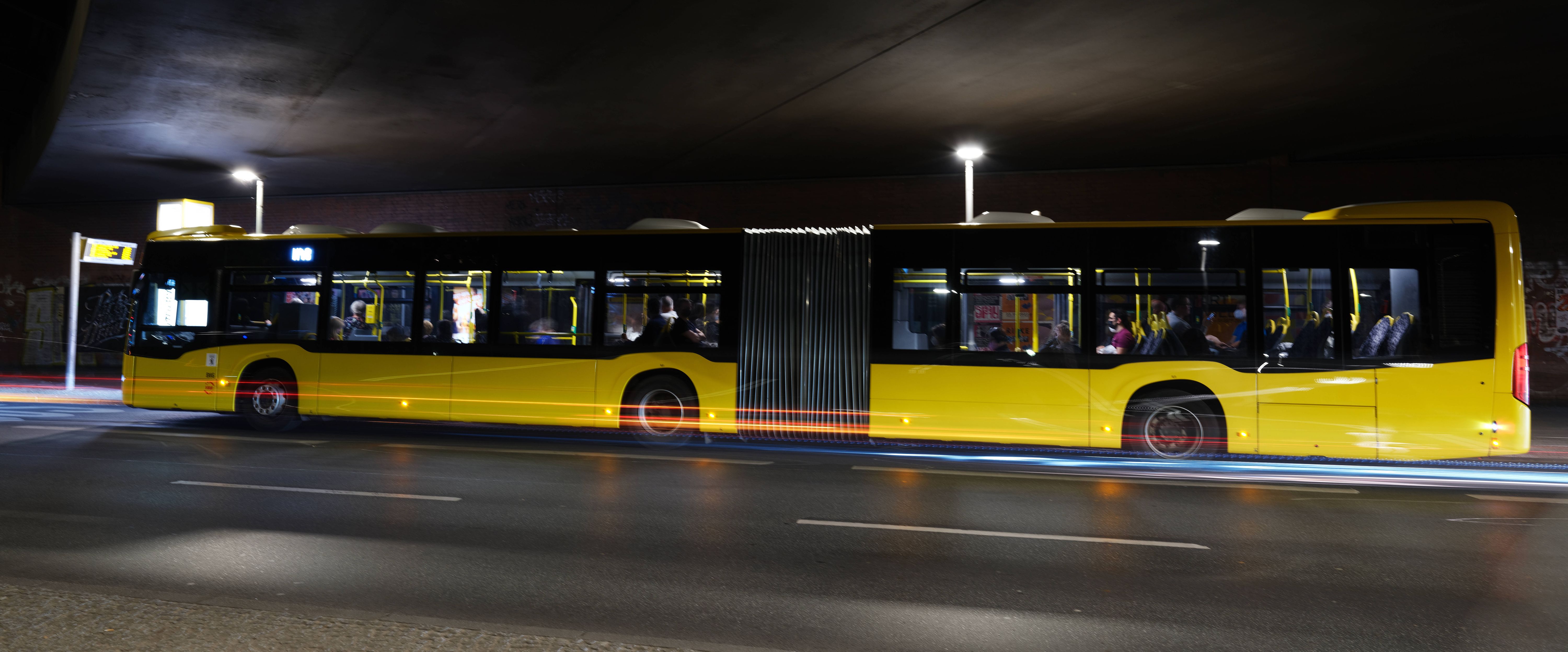 Berlin: Schüsse auf fahrenden BVG-Bus – und im Görli knallte es auch