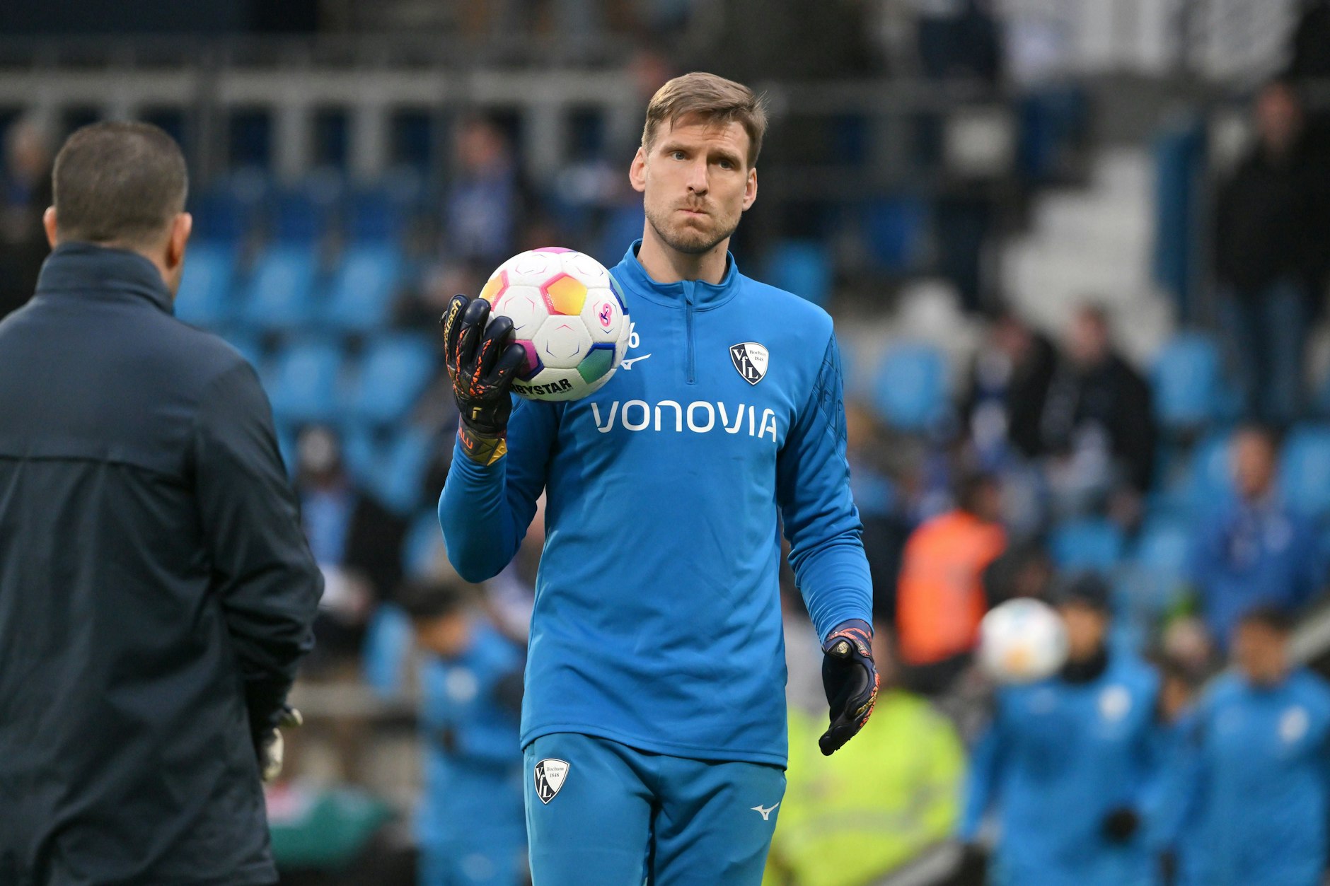 Plötzlich im Mittelpunkt: Ex-Union-Torwart Andreas Luthe (37) spielt für den VfL Bochum in der Relegation gegen Fortuna Düsseldorf.