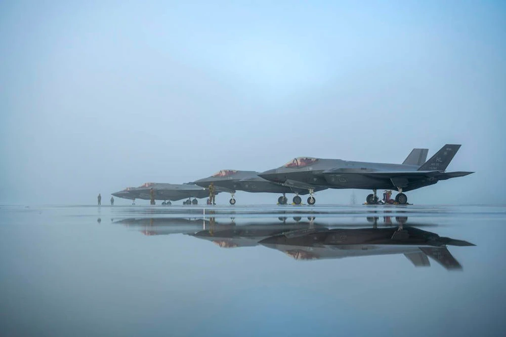 Lockheed Martin: Ungenutzte F-35-Kampfjets stapeln sich – „Es sind mindestens 100“