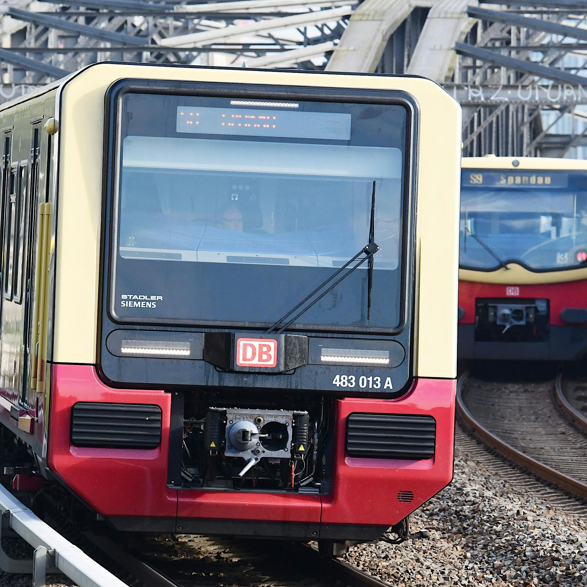Störungen bei der Berliner S-Bahn aktuell: Ringbahn betroffen