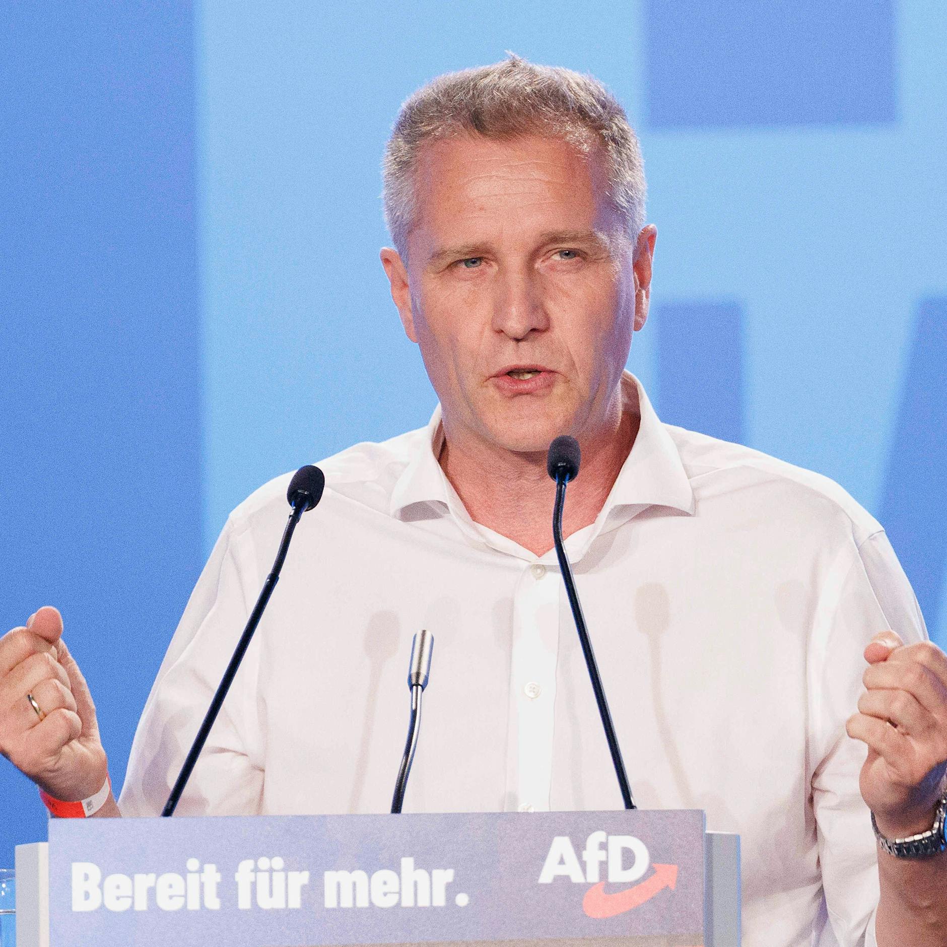 Polizei findet Unterlagen zu Goldbarren bei AfD-Abgeordneten Bystron