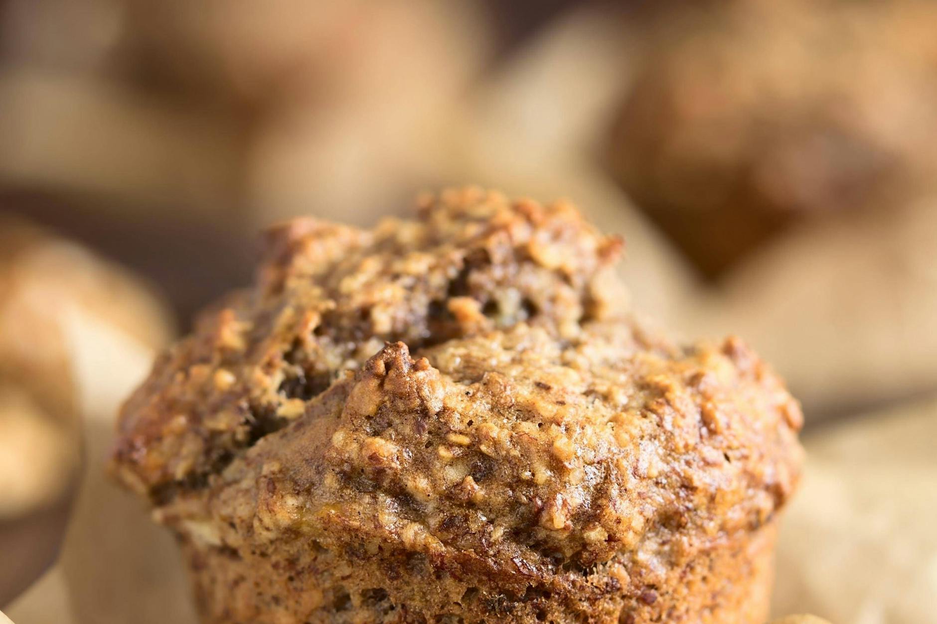 Rezept für leckere und einfache vegane Bananenbällchen!