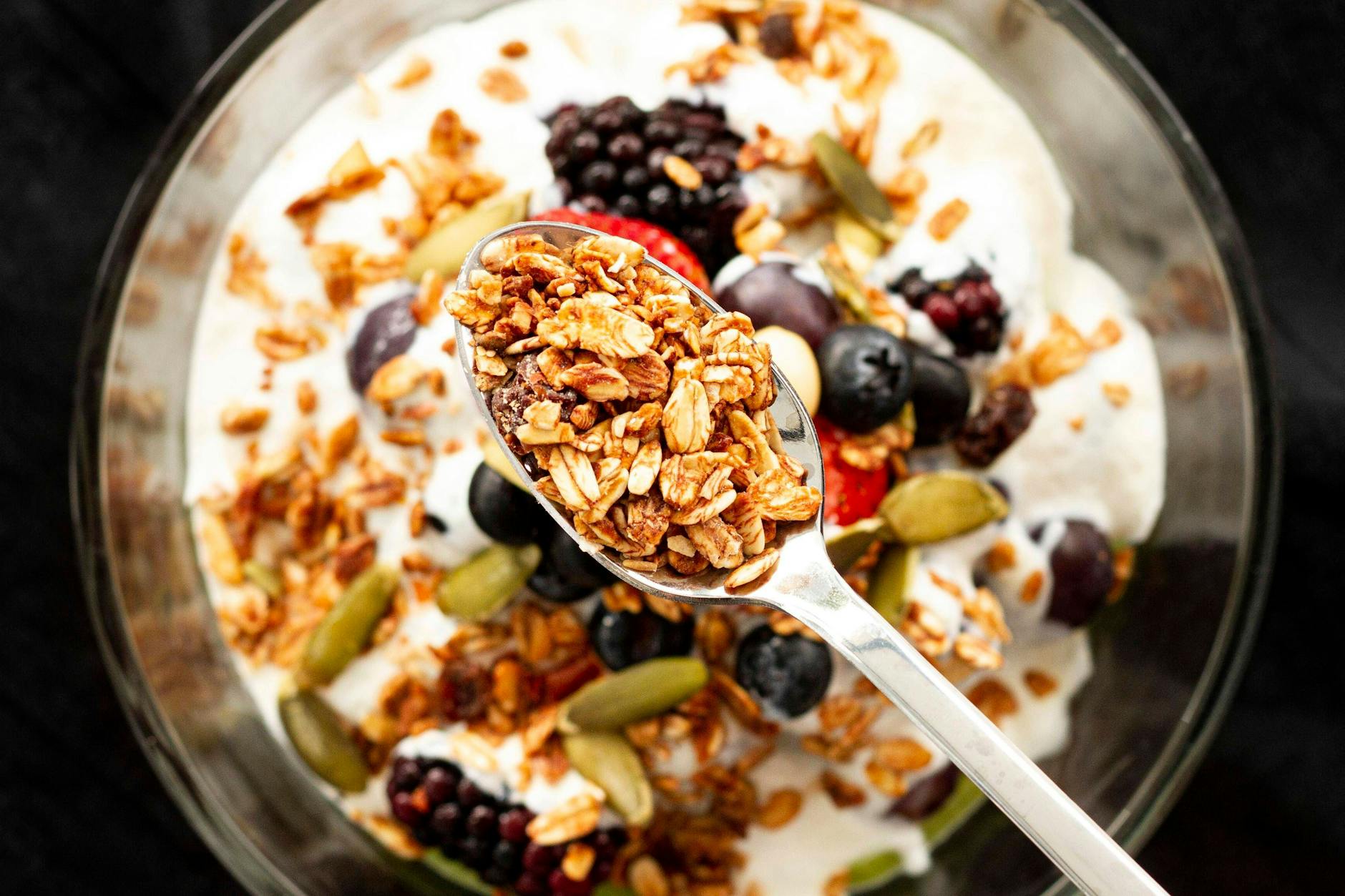 Fünf unterschiedliche Arten, Ihren Joghurt zu verfeinern!