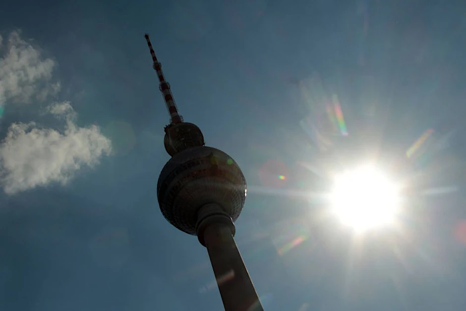 Das Gesundheitsamt Friedrichshain-Kreuzberg will über Hitzeschutz aufklären.