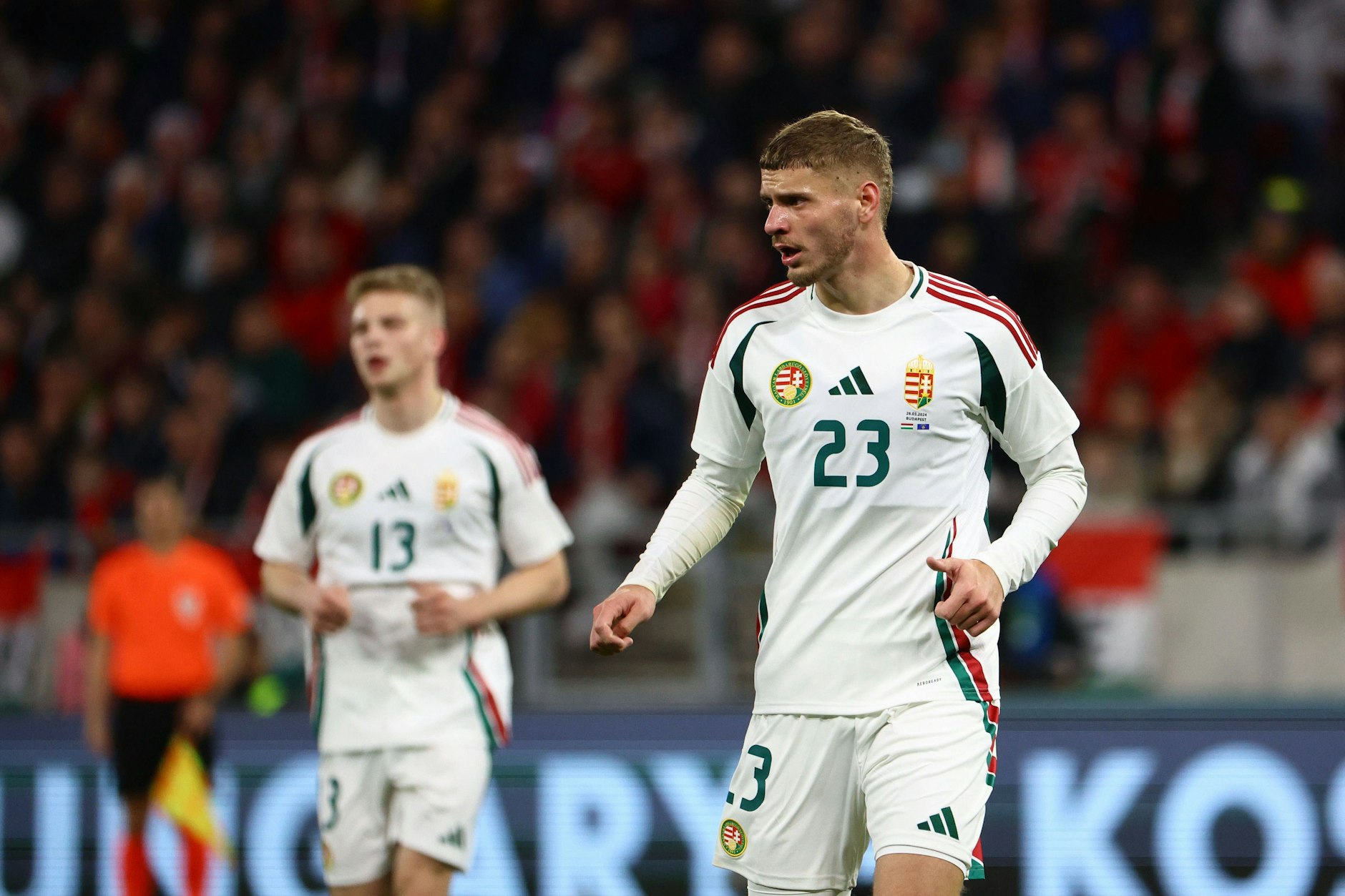 Herthas Marton Dardai (22), hier an der Seite von Unions Mittelfeldmann András Schäfer, spielt bei der EM für Ungarn.