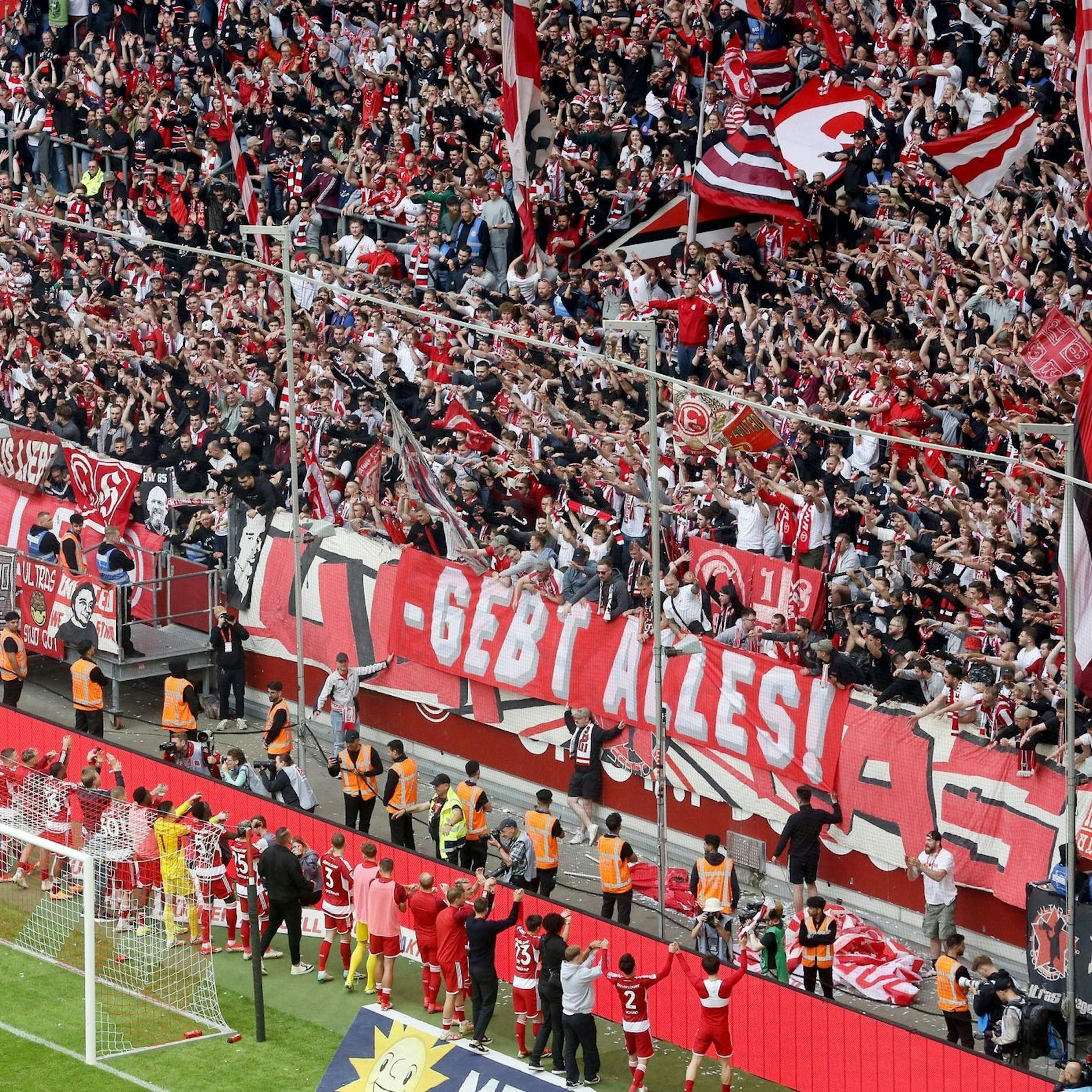 Image - Spannendes West-Derby in der Relegation - Spiele im Free-TV