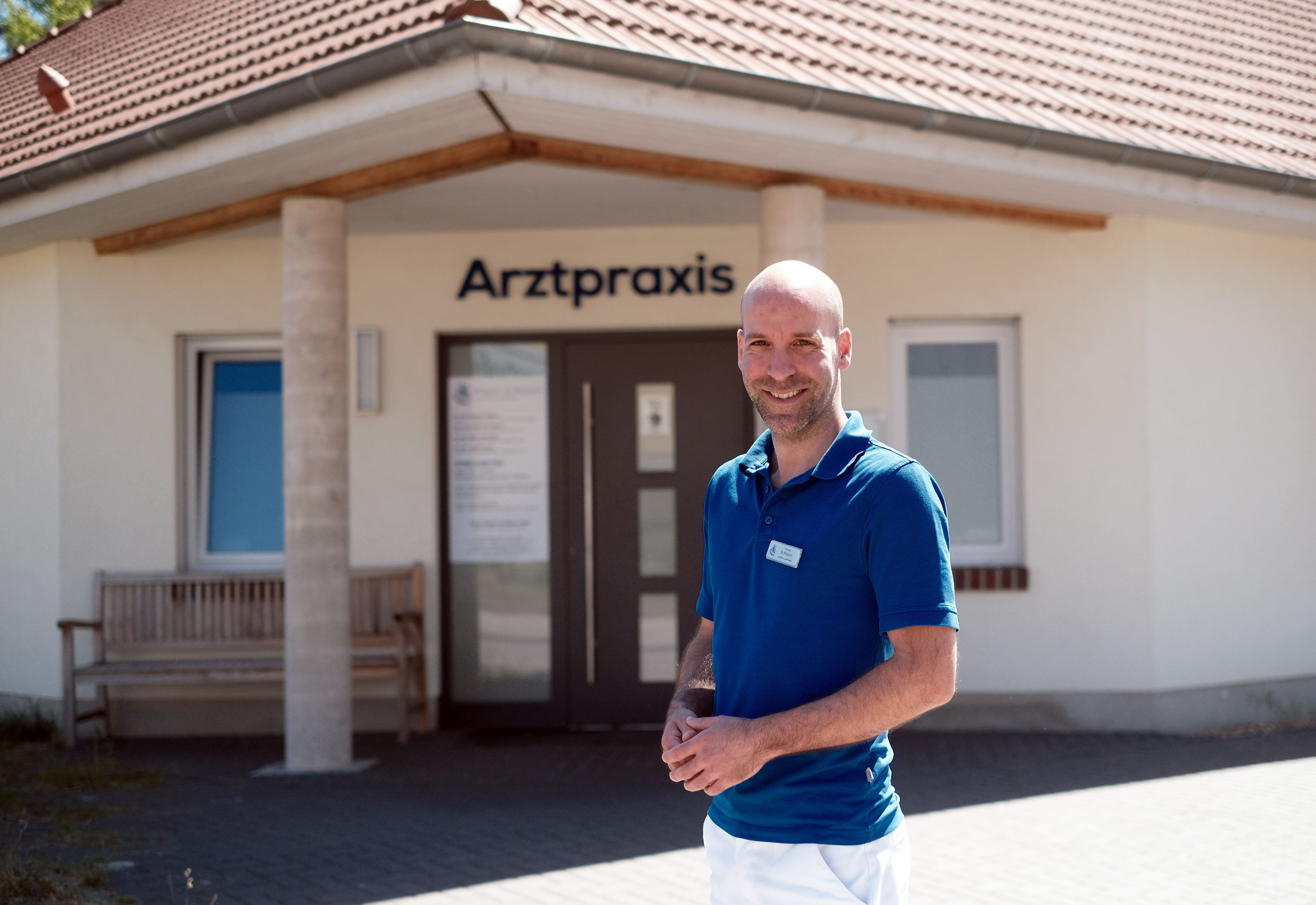 Landarzt aus Halbe, Brandenburg zeigt, wie prekär die Versorgung auf dem Land ist