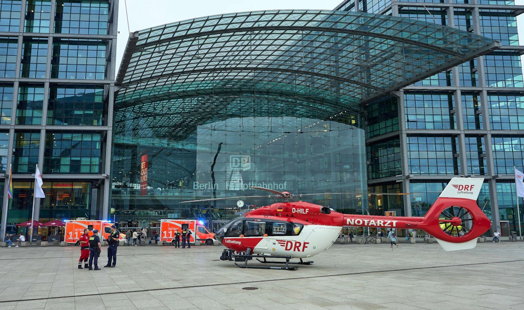 Berliner Hauptbahnhof: Neue Details nach tödlichem Vorfall mit ICE